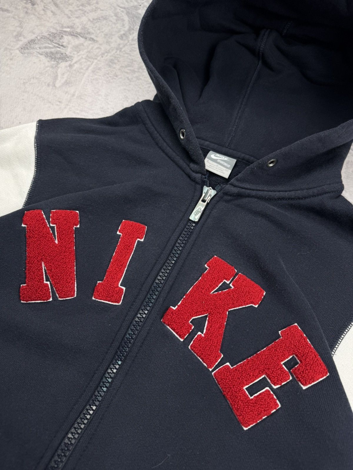 Nike × Vintage NIKE VINTAGE CENTER LOGO OVERSIZE BOXY ZIP HOODIE Size US S / EU 44-46 / 1 - 4 Thumbnail