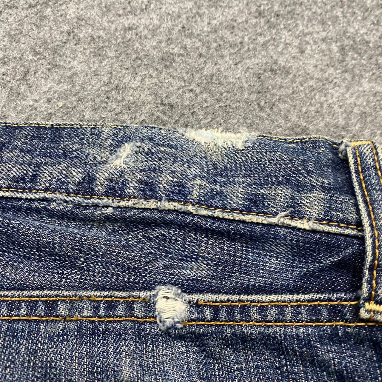 Japanese Brand 💥Best Offer💥Vintage Uniqlo Jeans Distressed Denim Size US 33 - 14 Thumbnail