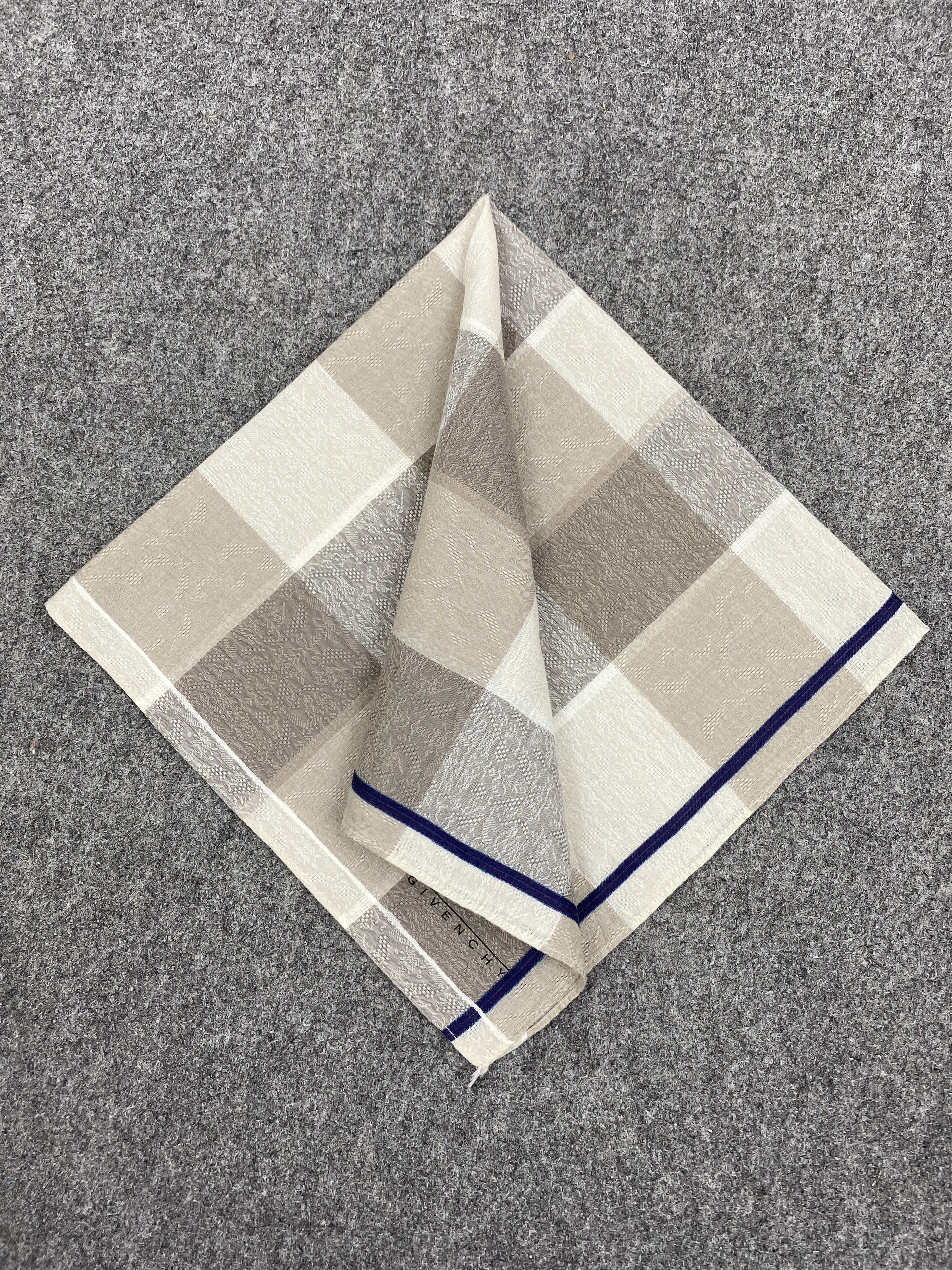 Givenchy Givenchy Bandana / Handkerchief / Neckerchief HKC0392 Size ONE SIZE - 3 Thumbnail
