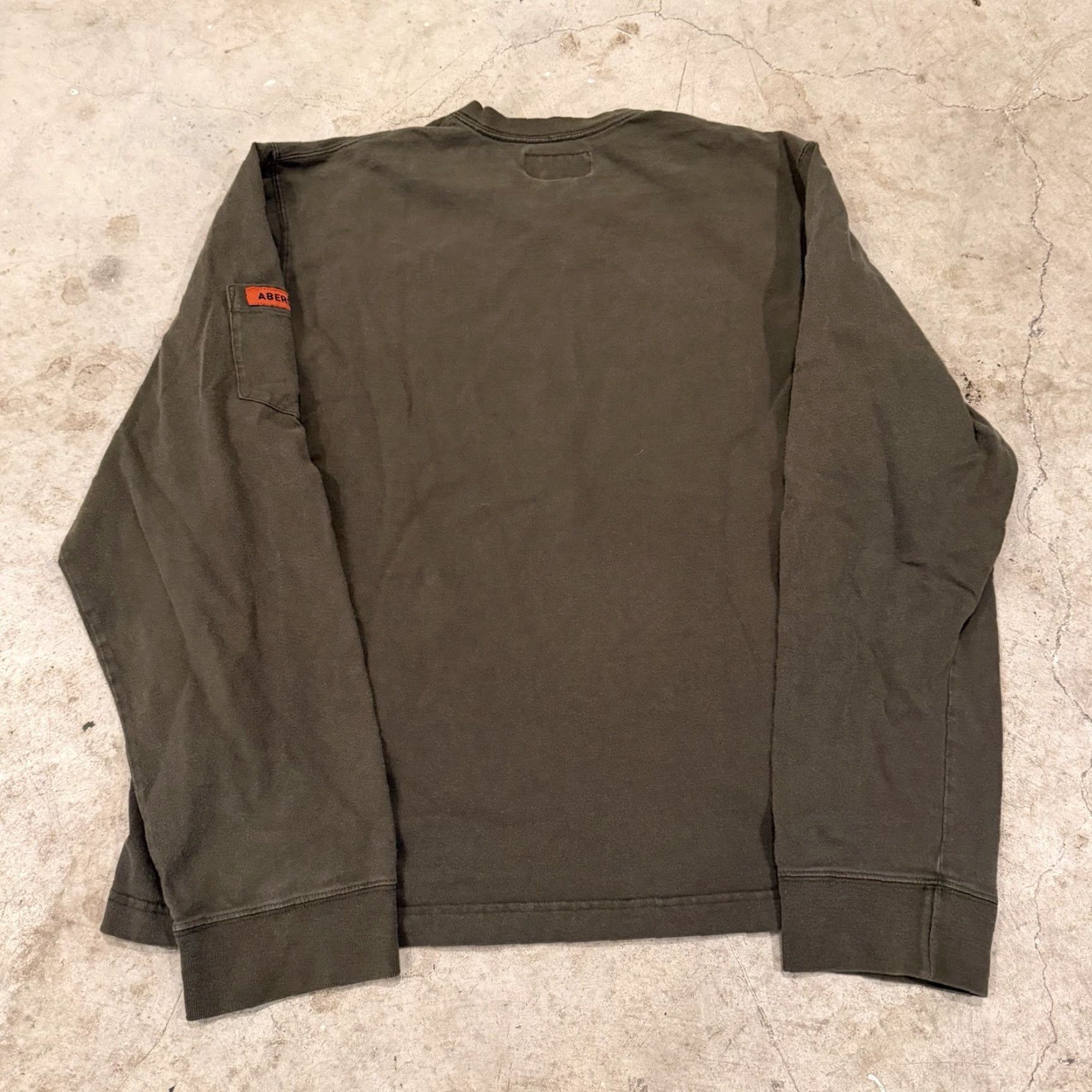 Abercrombie & Fitch VINTAGE Abercrombie & Fitch Shirt M Army Green Logo V Neck T-Shirt Men 90s Retro Military Size US M / EU 48-50 / 2 - 2 Thumbnail