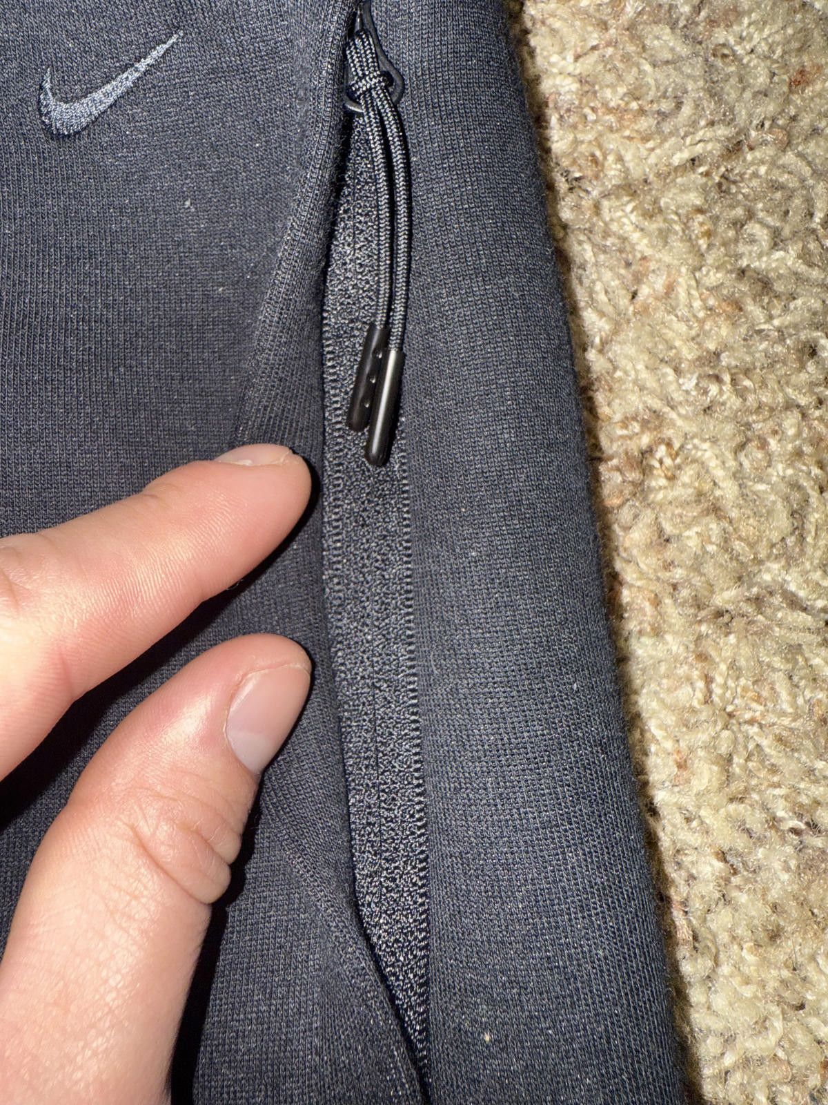 Nike Nike Tech Men's Fleece Loose-Fit Open Hem Pants Size US 40 / EU 56 - 5 Thumbnail