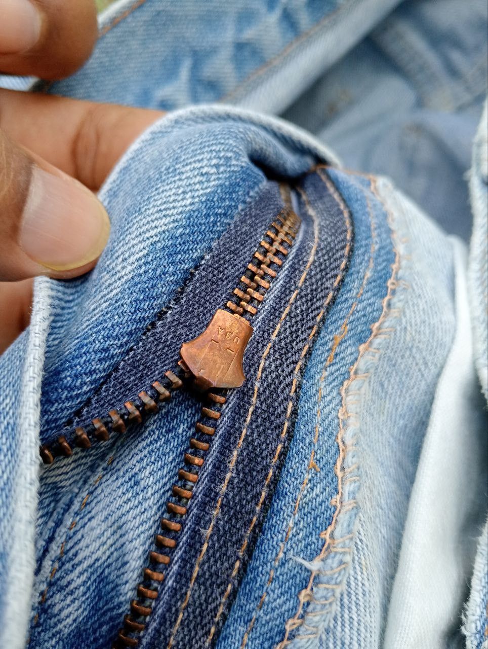 Levi's Vintage Clothing True Vintage Levis Orange Tab Bootcut Jeans Size US 31 - 9 Thumbnail