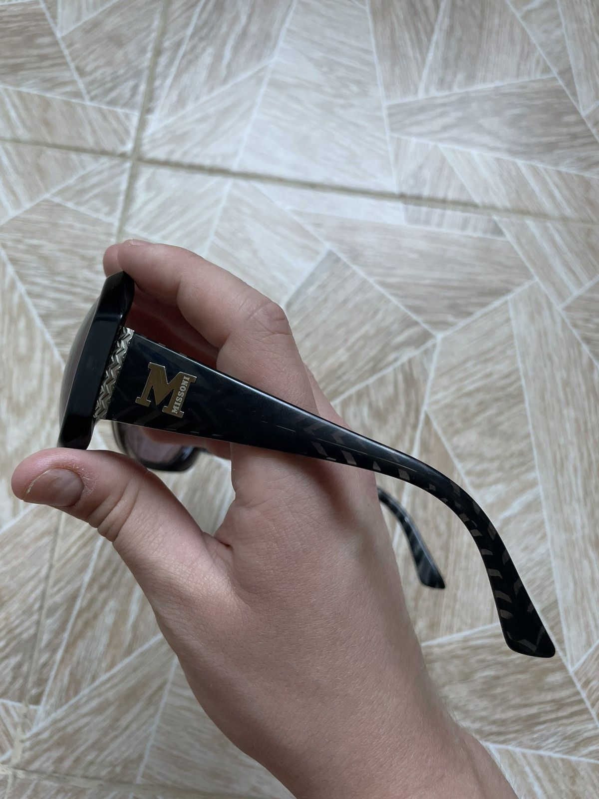 Missoni Rare Y2K Vintage Luxury Missoni M Logo Classic Sunglasses Size ONE SIZE - 4 Thumbnail