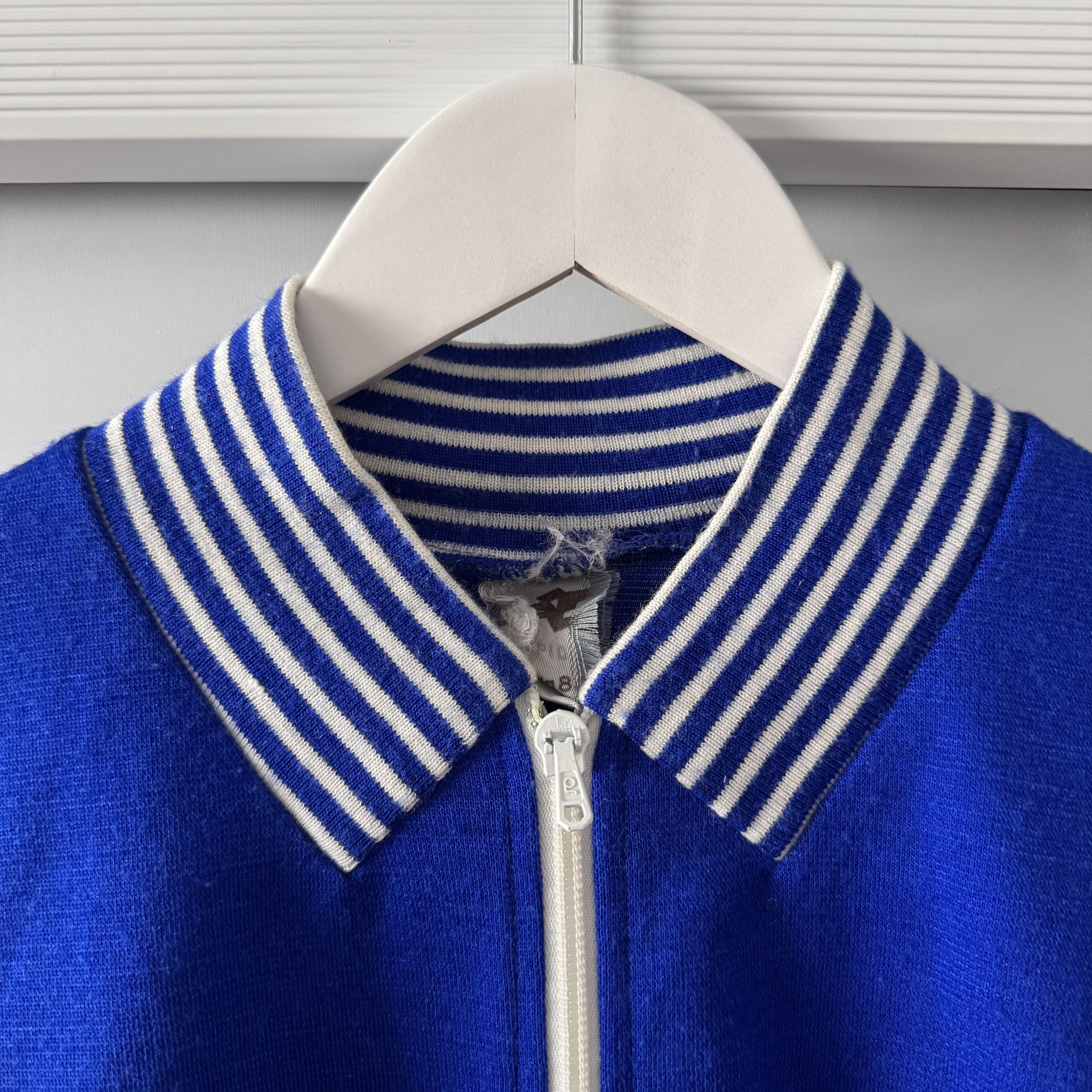 Champion Vintage Men's Champion Blue Striped Zip Jacket Rarefind Size US M / EU 48-50 / 2 - 7 Thumbnail