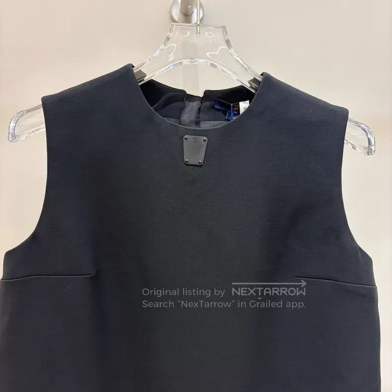 Louis Vuitton Louis Vuitton SS23 Solid Crew Neck Casual Sleeveless Dress Size XS / US 0-2 / IT 36-38 - 3 Thumbnail