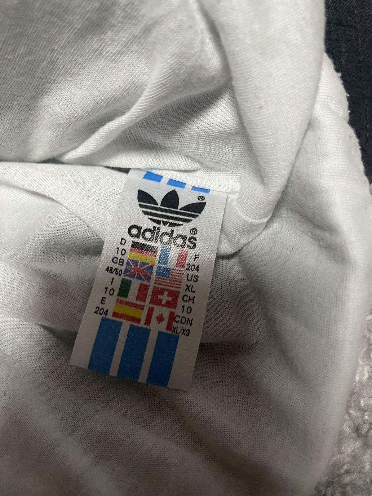 Adidas Adidas Retro Jacket Vintage Windbreaker Track Nylon 90s Size US XXL / EU 58 / 5 - 13 Thumbnail