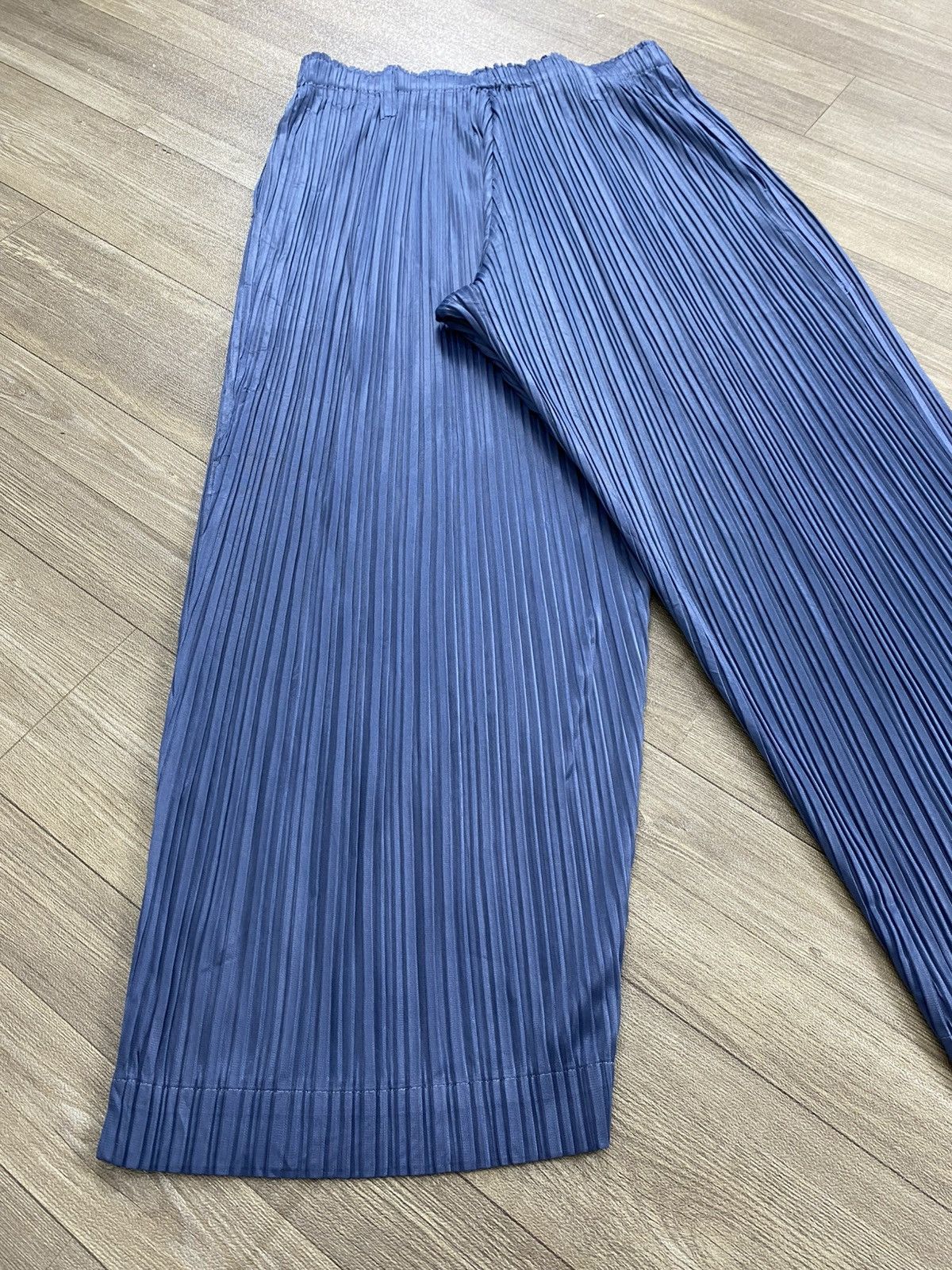Pleats Please Issey Miyake Vintage Pleats Please Issey Miyake Wide Leg Pants Blue Size US 28 / EU 44 - 14 Thumbnail