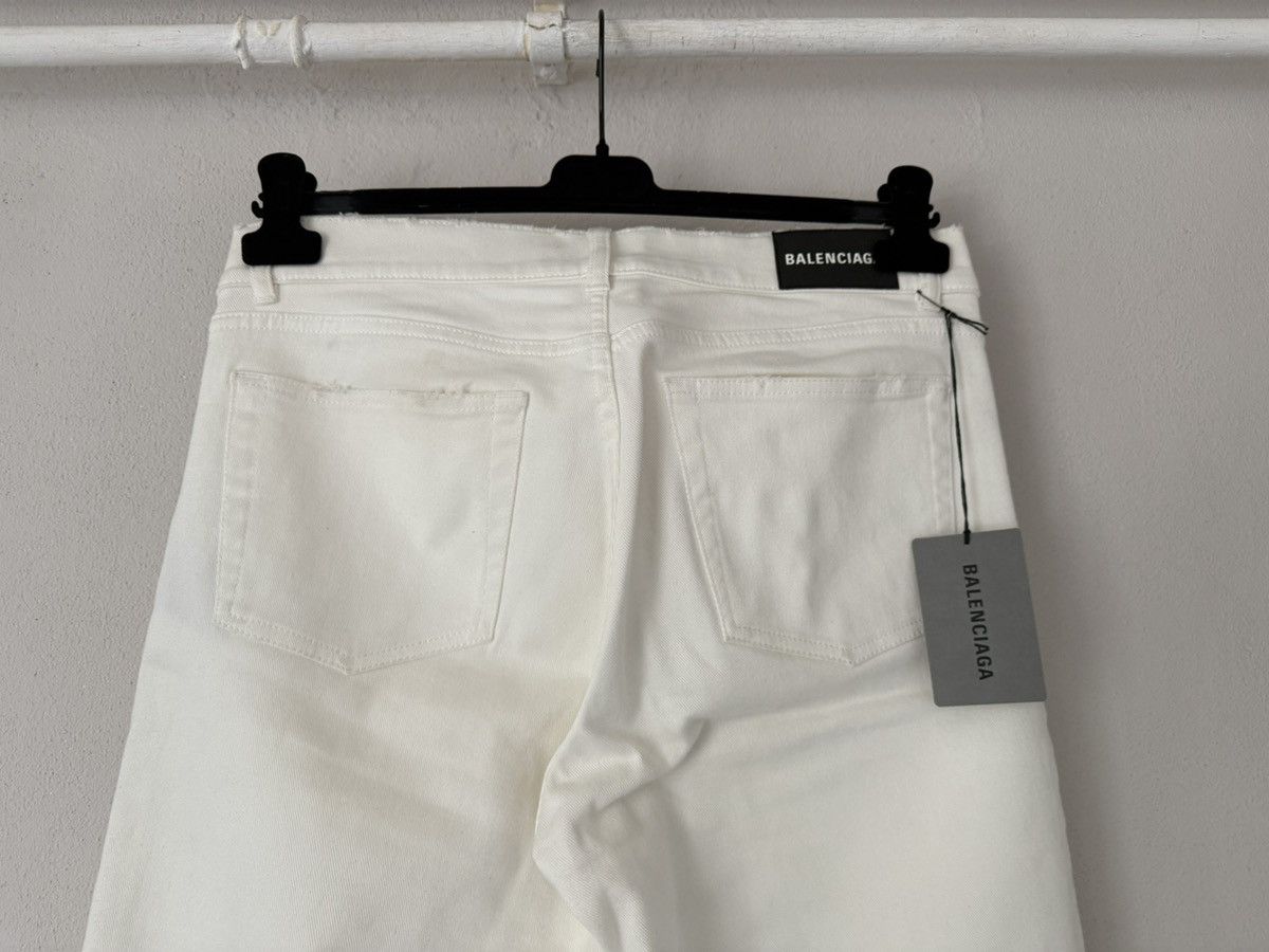 Balenciaga White Denim Jeans with Raw Hem Detail Size US 34 / EU 50 - 9 Thumbnail