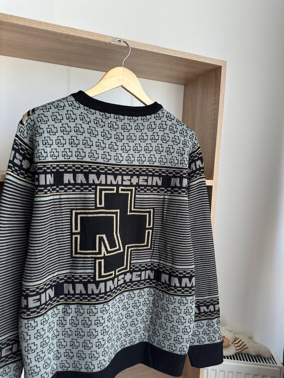 Band Tees × Vintage Vintage Rammstein Rock Band Gray Sweater Center Logo Size US L / EU 52-54 / 3 - 13 Thumbnail