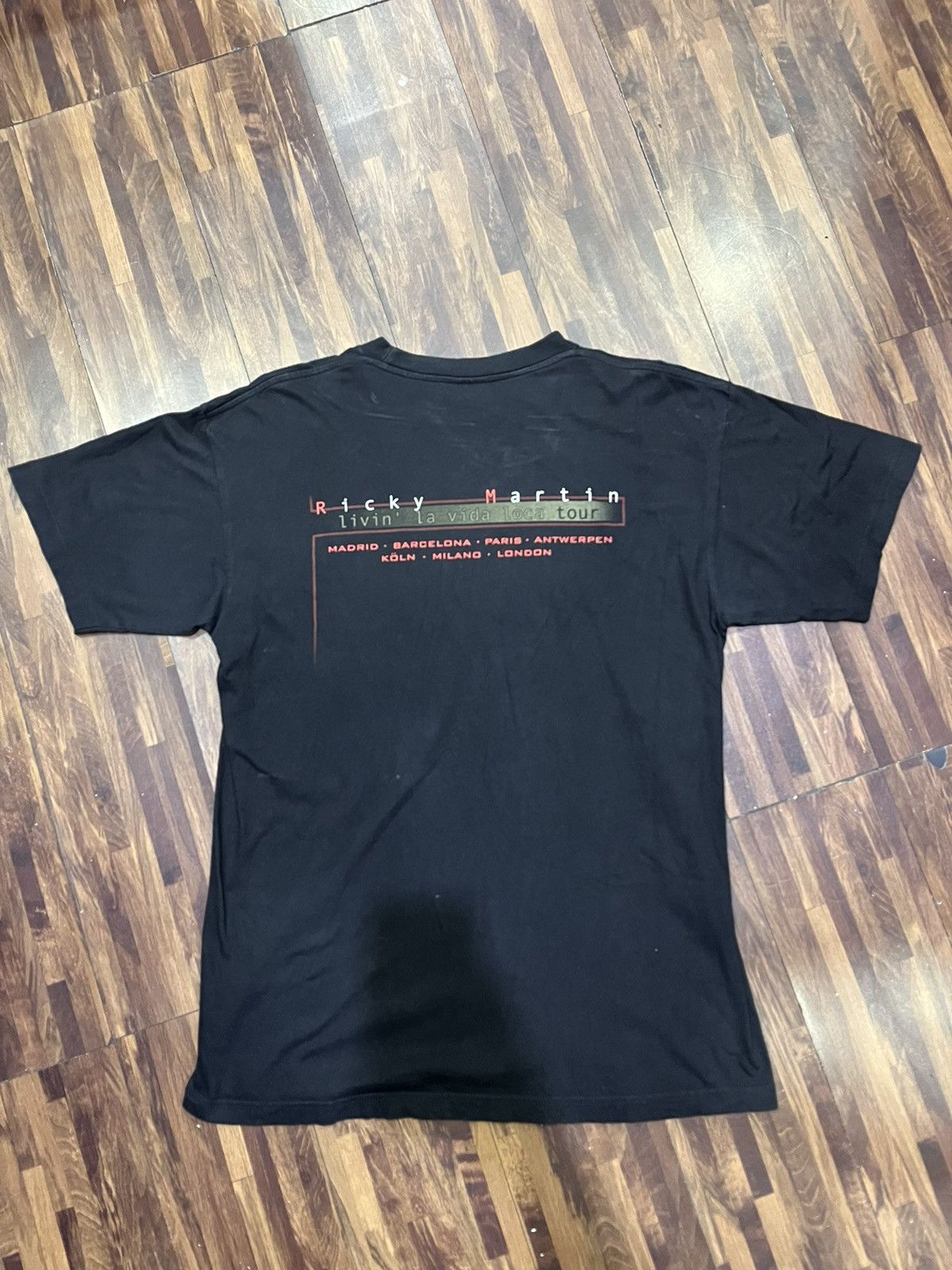 Band Tees × Vintage Vintage 90er Ricky Martin Tour T-shirt Size US L / EU 52-54 / 3 - 4 Thumbnail