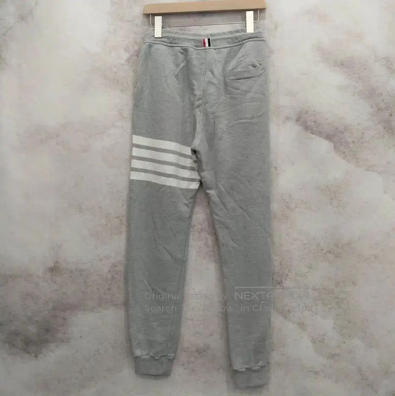 Thom Browne Thom Browne Gray Cotton Casual Pants for Men . Size US 26 / EU 42 - 2 Thumbnail