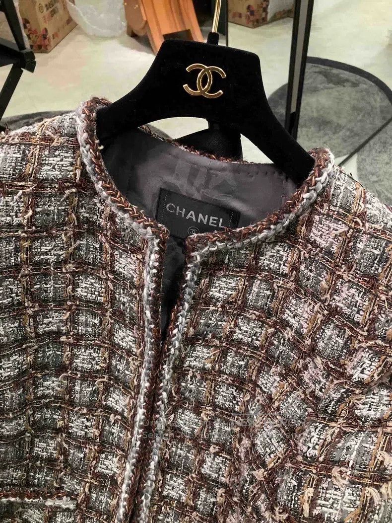 Chanel Chanel Forest series grey-brown plaid round-neck jacket Size XS / US 0-2 / IT 36-38 - 3 Thumbnail