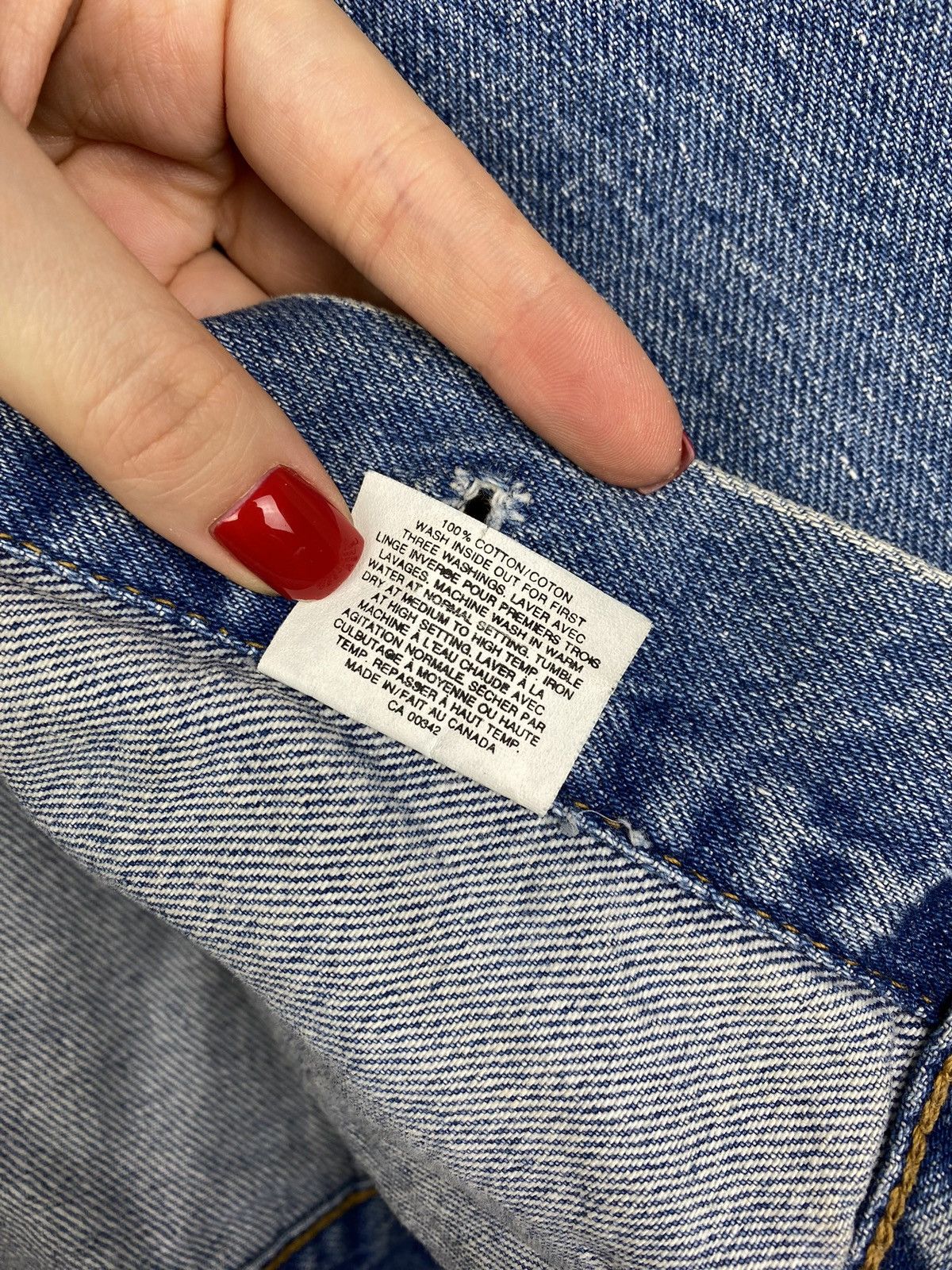 Levi's × Vintage Levis vintage men’s denim trucker jacket size Xl Size US XL / EU 56 / 4 - 23 Thumbnail