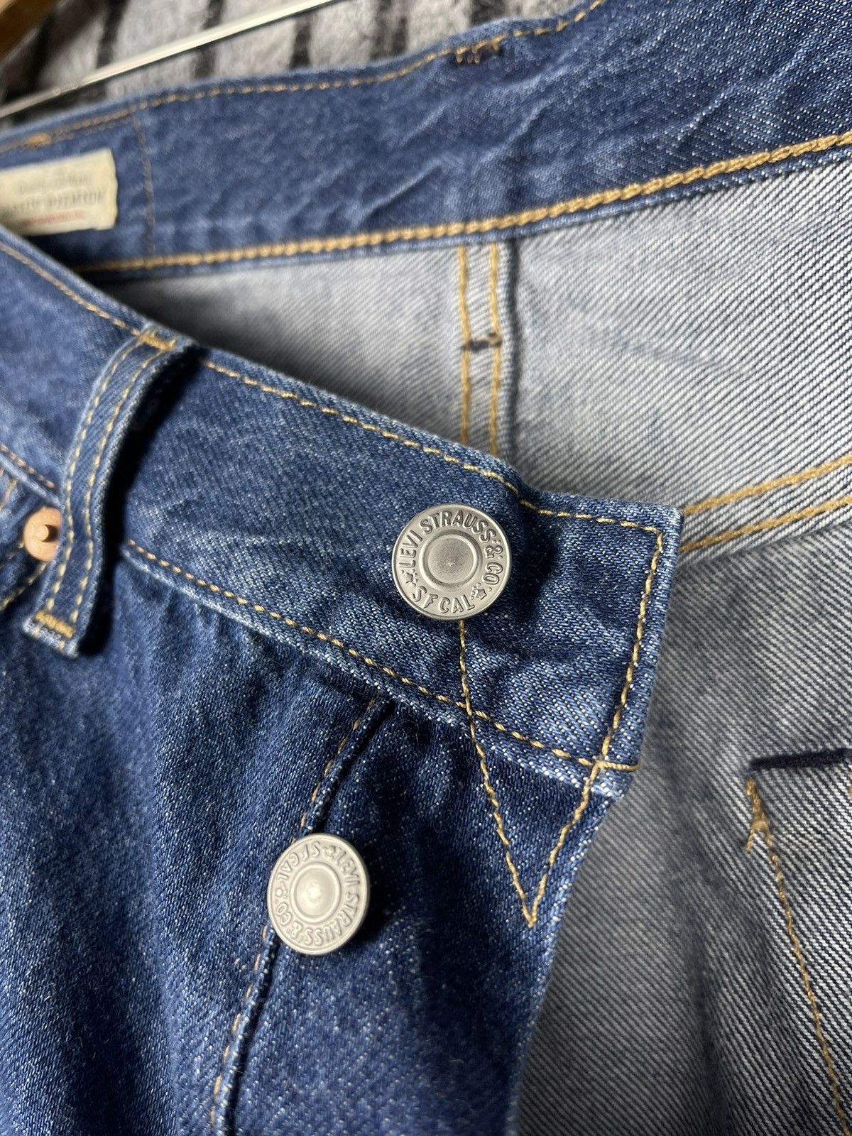 Levi's Levi’s Premium Lot 501 Jeans Shorts Men’s Size W29 Size US 29 - 14 Thumbnail