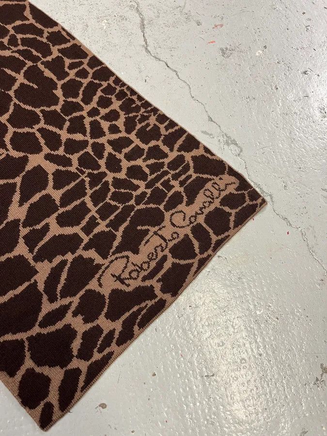 Roberto Cavalli 2000s Roberto Cavalli Giraffe Brown Sarf Size ONE SIZE - 4 Thumbnail