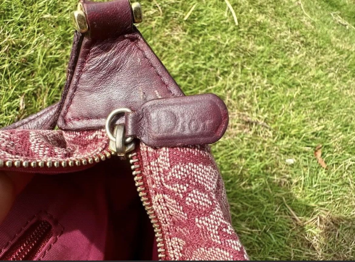 Dior Authentic Christian Dior Trotter Burgundy Monogram Pochette Size ONE SIZE - 9 Thumbnail