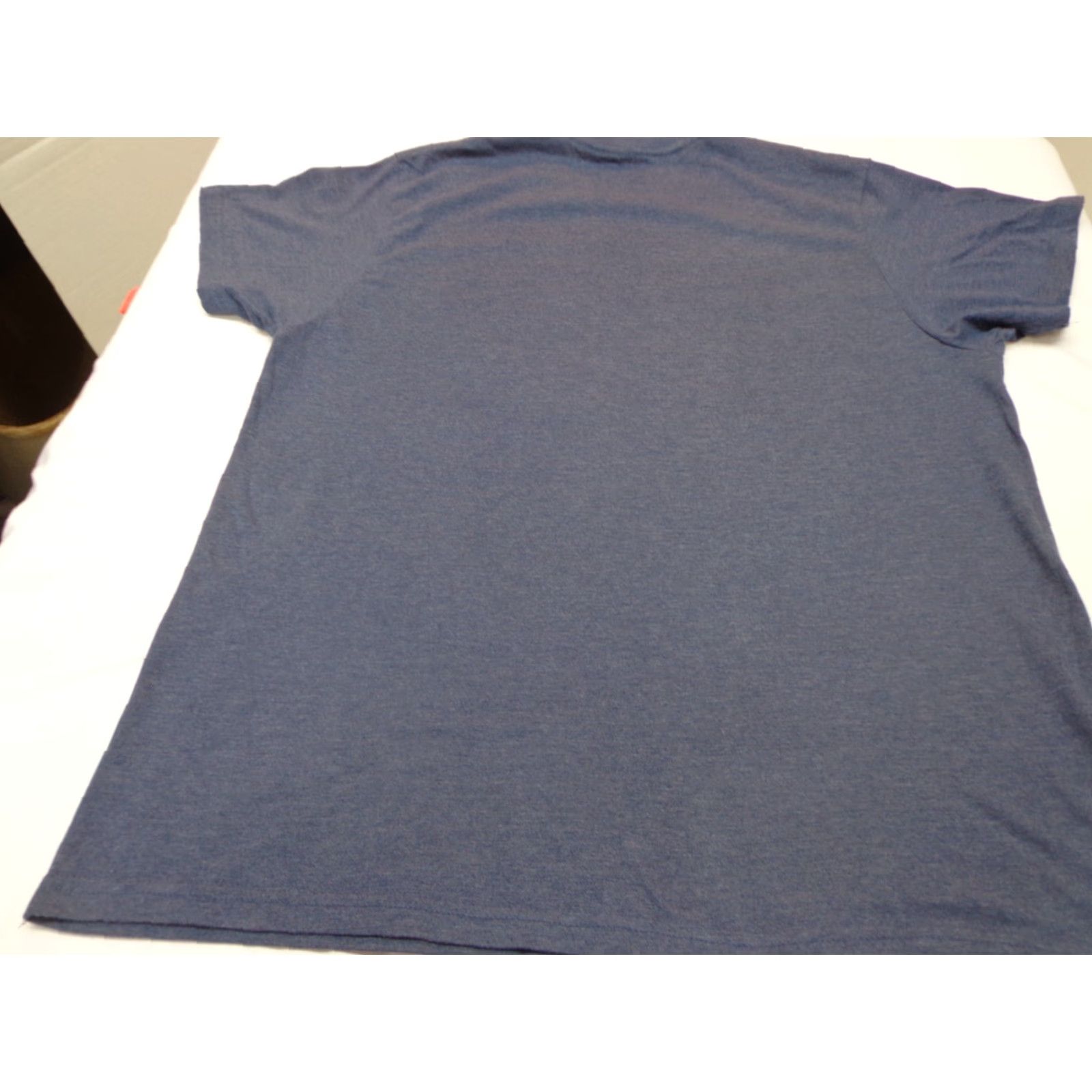 Logo 7 Nirvana T-Shirt Smiley Face Logo Blue Graphic Adult Size XL - Logo, 90s Band, Blue, Short Sleeve, Crew Neck, Regular Fit, Men, Nirvana, T-Shirt Size US XL / EU 56 / 4 - 6 Thumbnail