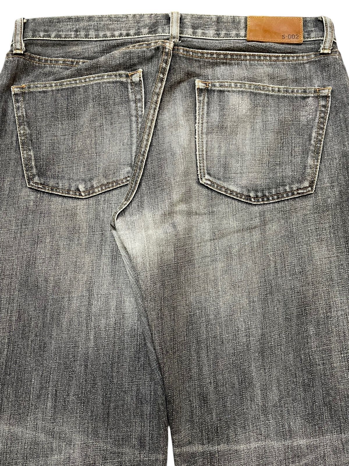 Uniqlo Vintage Y2K Japan Uniqlo Grey Faded Wash Style Straight Leg Size US 33 - 6 Thumbnail