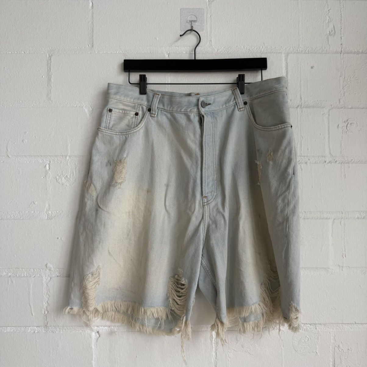 Acne Studios Acne Studios Light Wash Denim Shorts Size US 44 / EU 60 - 1 Thumbnail