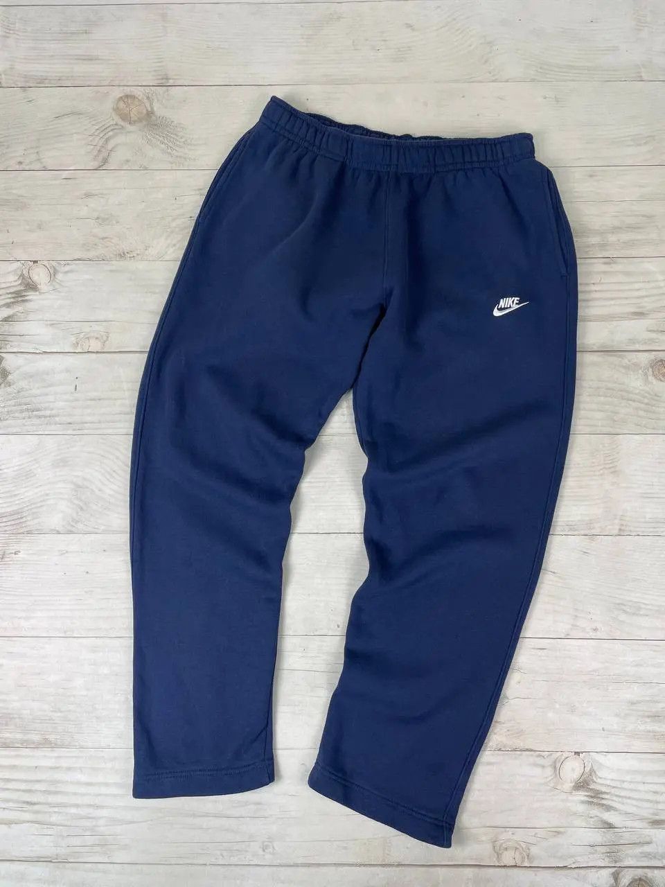 Nike Vintage Nike Baggy Sweatpants Joggers Size US 34 / EU 50 - 1 Thumbnail