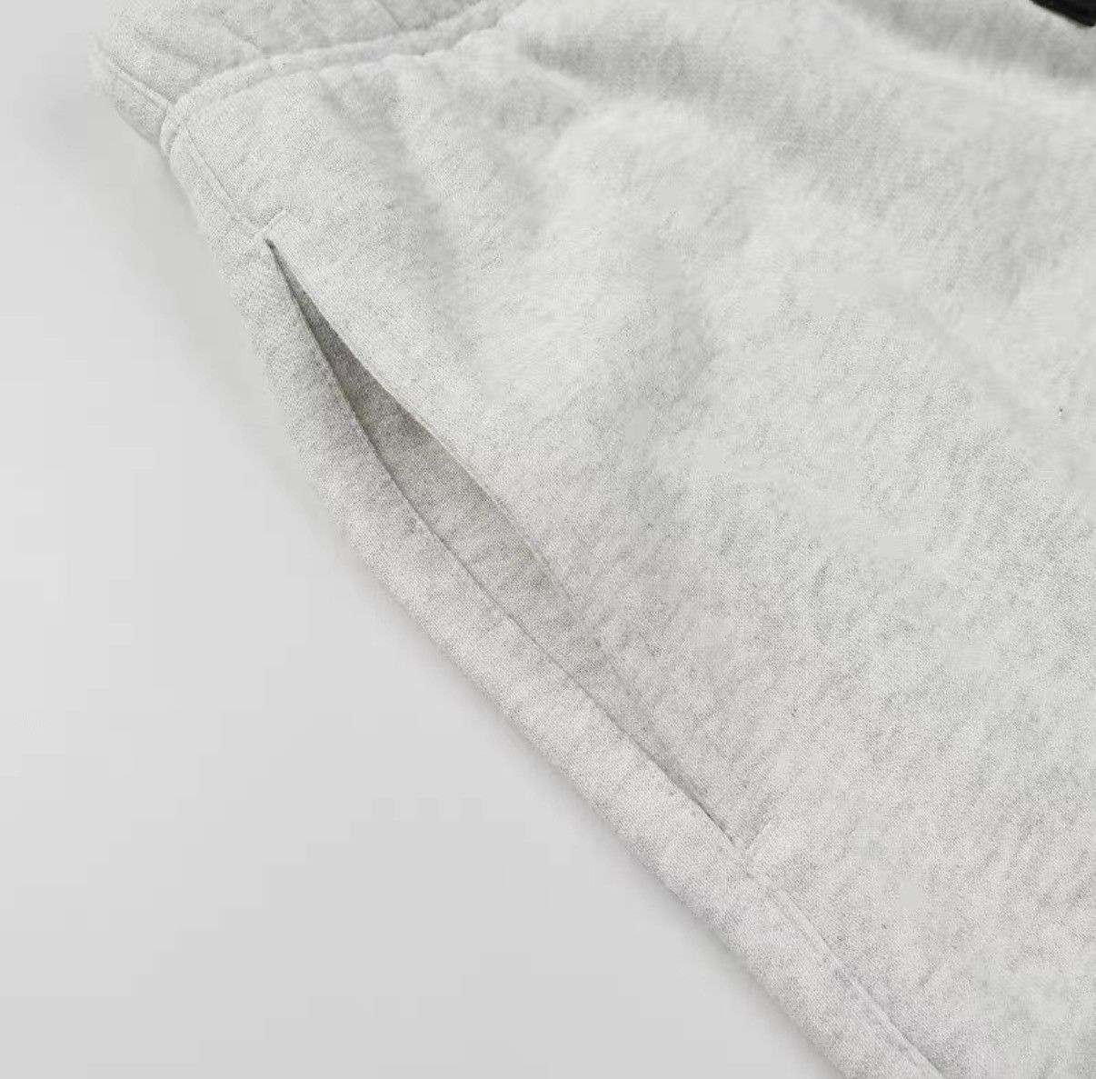 FOG FOG x Three-Stripes ESSENTIALS ZONE Casual Loose Shorts J43 Size US 34 / EU 50 - 5 Thumbnail