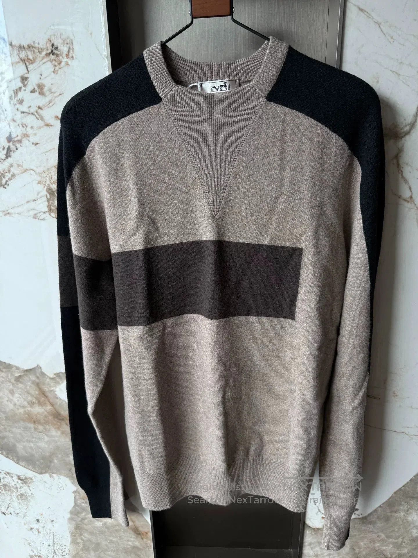 Hermes Hermes Men's Colorblock Wool Sweater. Size US M / EU 48-50 / 2 - 1 Thumbnail