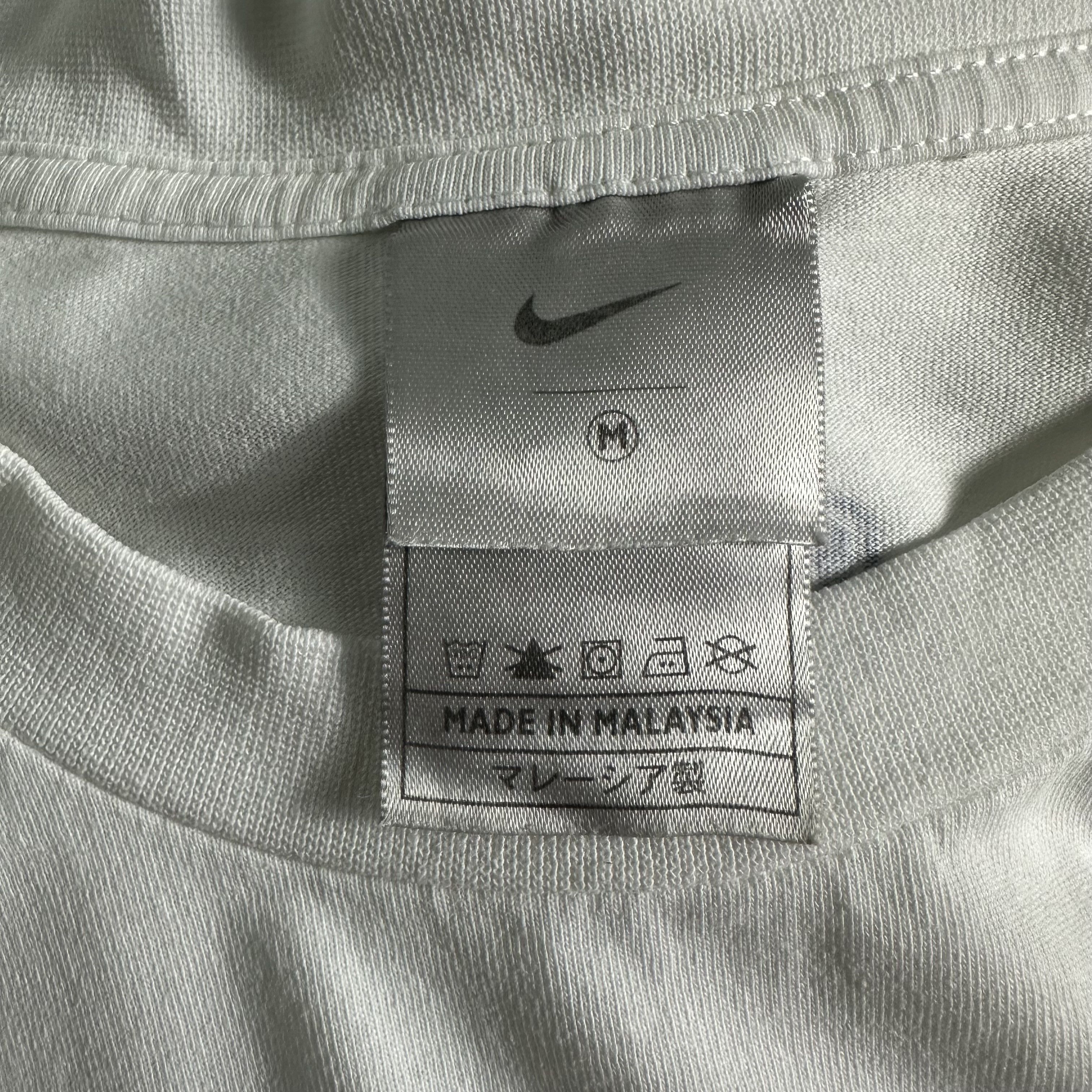 Nike 🔥RARE🔥Vintage Nike x Inter Milan FC Spell Out T-shirt Size US M / EU 48-50 / 2 - 5 Thumbnail