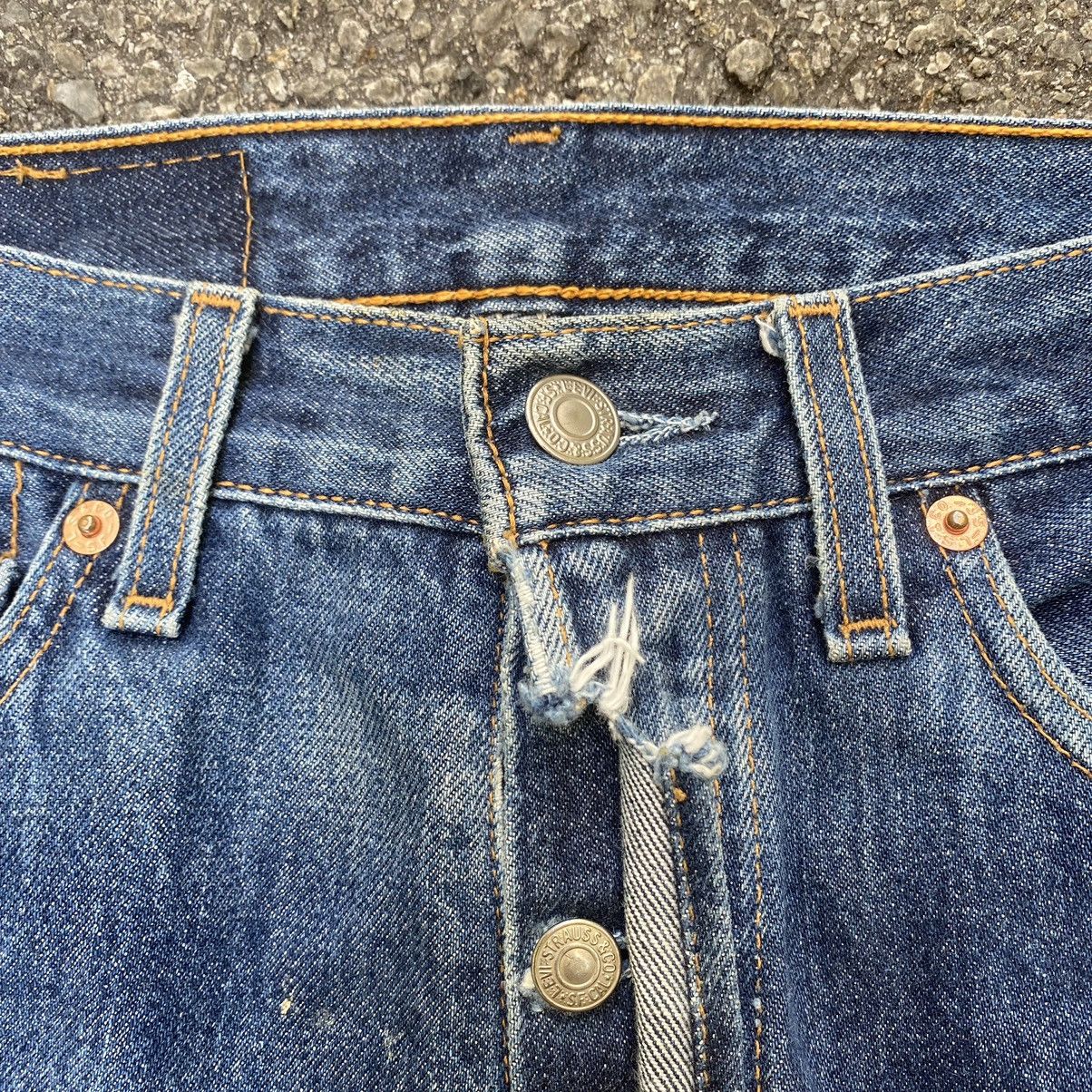 Levi's × Vintage Vintage Levi's 501 Jeans Button #501 Made in USA 90s Denim Size US 28 / EU 44 - 6 Thumbnail