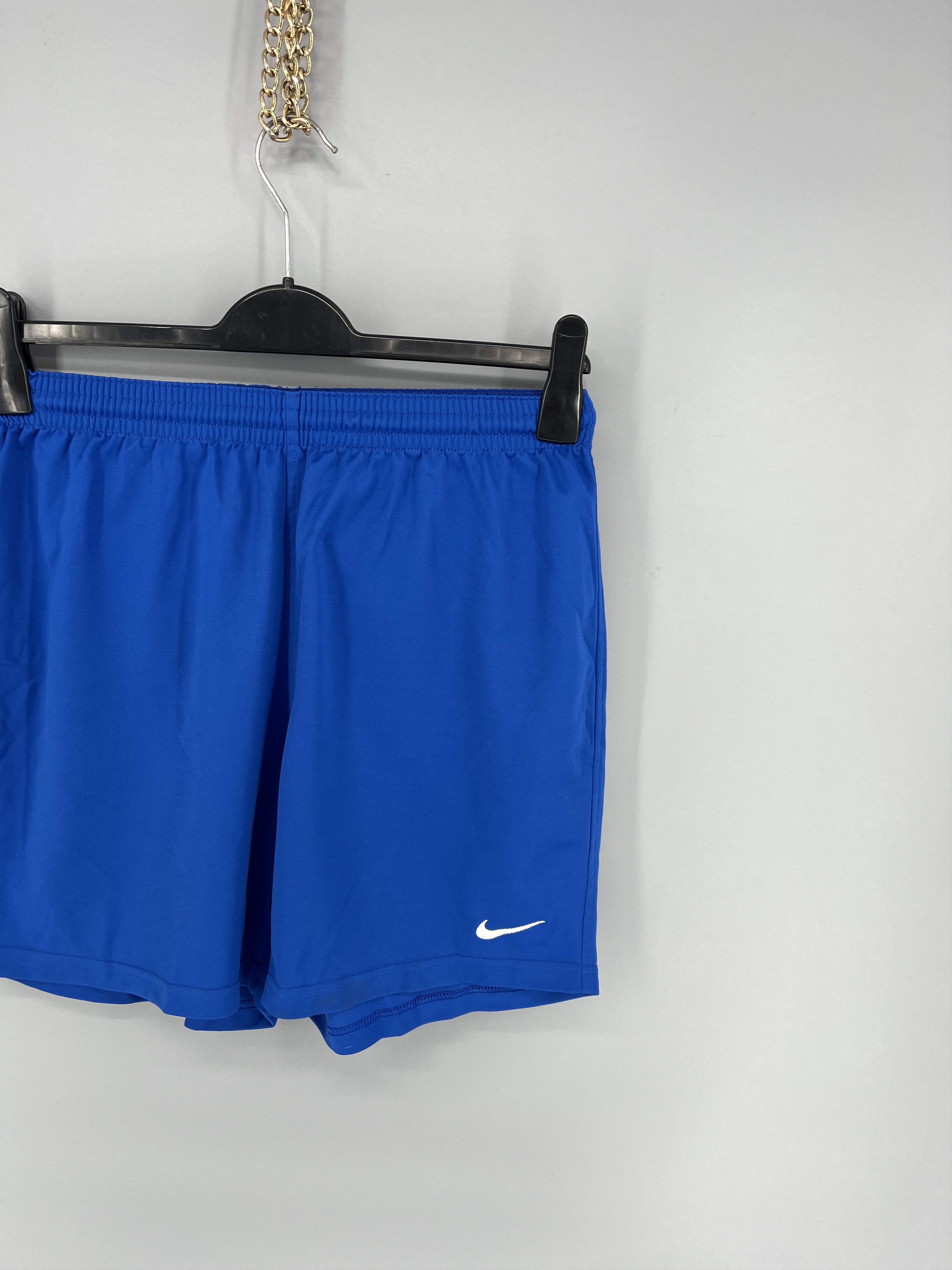 Nike 90s Vintage Nike Swoosh Logo Shorts Travis Style Size US 30 / EU 46 - 4 Thumbnail