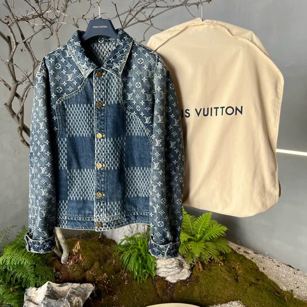 Louis Vuitton Louis Vuitton Nigo Blue Monogram Denim Jacket Size US M / EU 48-50 / 2 - 1 Thumbnail