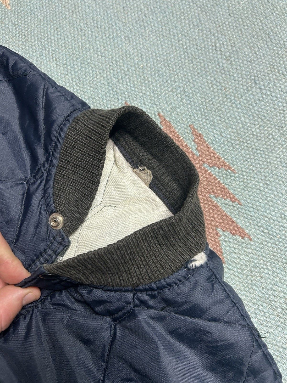 Vintage Vintage 1960s diamond quilted jacket navy zip nylon small Size US S / EU 44-46 / 1 - 5 Thumbnail
