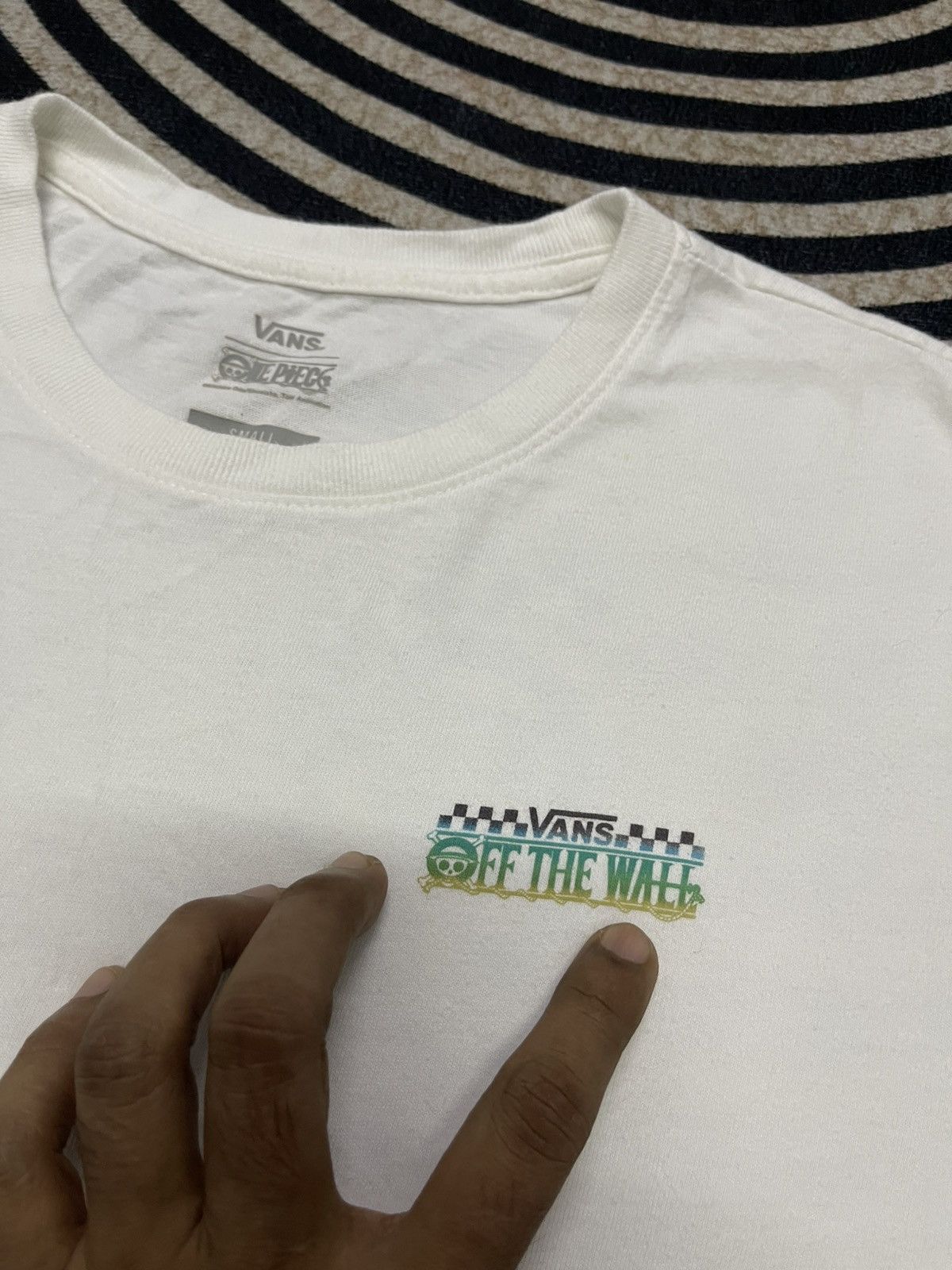 Vans Y2K VANS X ONE PIECE LONG SLEEVE TSHIRT ALL CHARACTERS Size US S / EU 44-46 / 1 - 7 Thumbnail