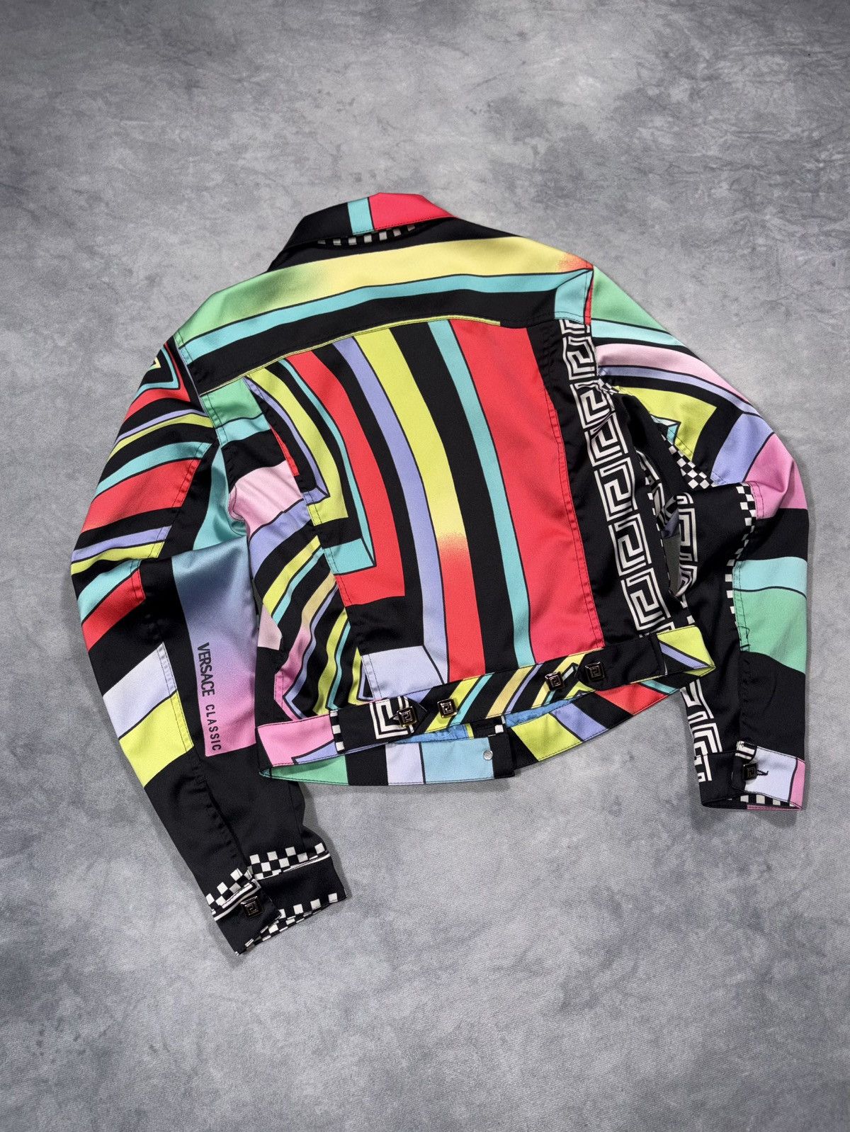 Versace Iconic Versace Classic V2 Runway 90s Jacket Size US M / EU 48-50 / 2 - 6 Thumbnail