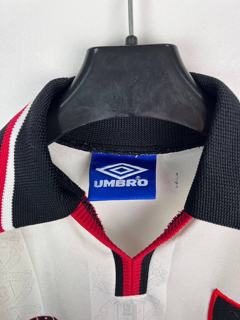Other Manchester United Umbro 1997/99 tee kids 12/13 years man XS Size US XS / EU 42 / 0 - 3 Thumbnail