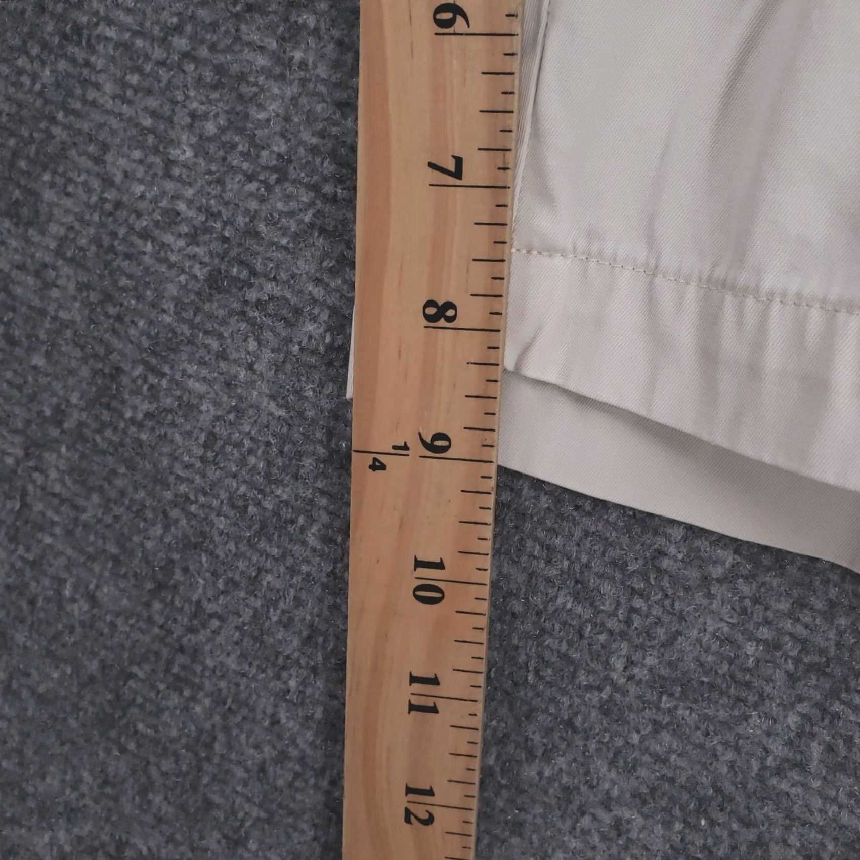 Talbots Talbots Shorts Womens 16 Beige High Rise Chino Flat Front Zip Fly Casual Preppy Size 38" / US 16 / IT 52 - 5 Thumbnail