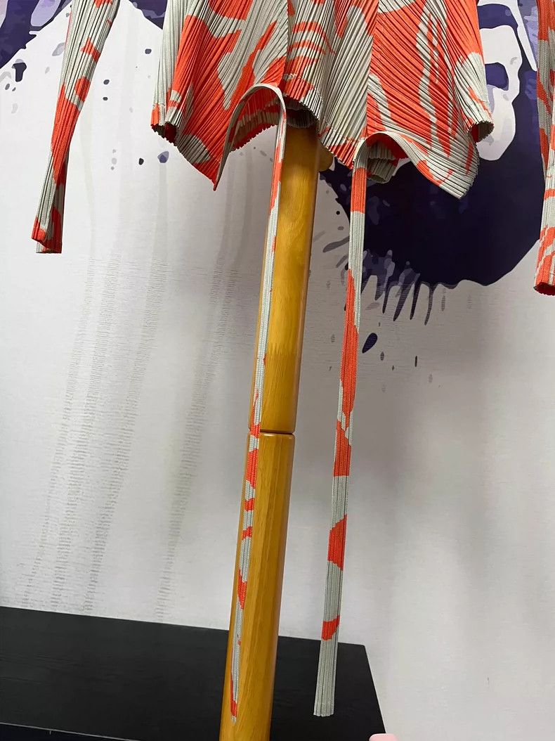 Issey Miyake Issey Miyake size:4 Orange printed pleated cardigan Size M / US 6-8 / IT 42-44 - 3 Thumbnail