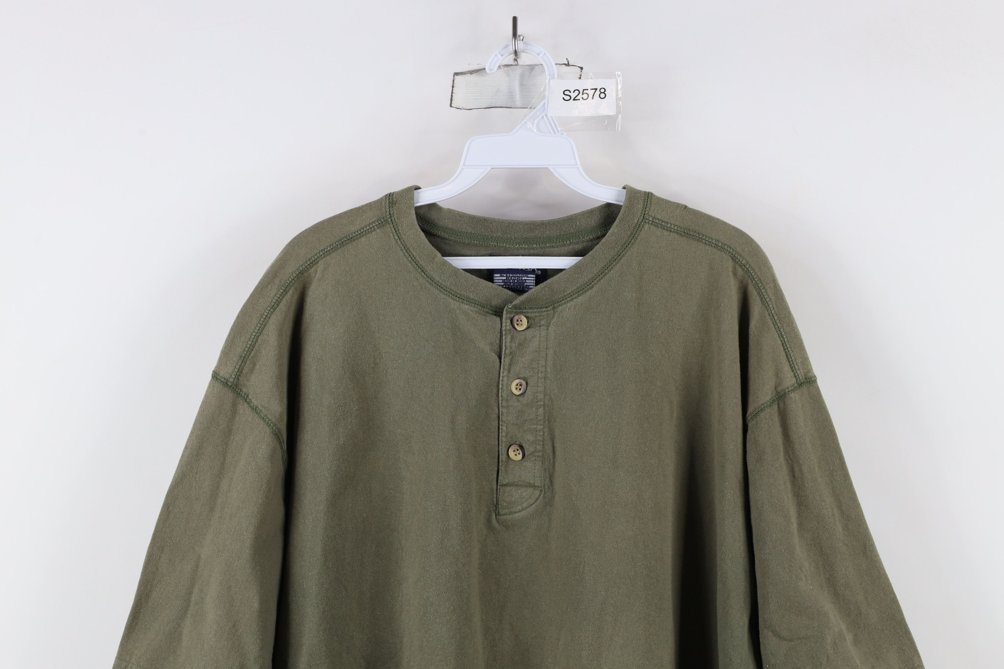 Vintage Vintage 90s Streetwear Short Sleeve Henley T-Shirt Green Size US XL / EU 56 / 4 - 2 Thumbnail