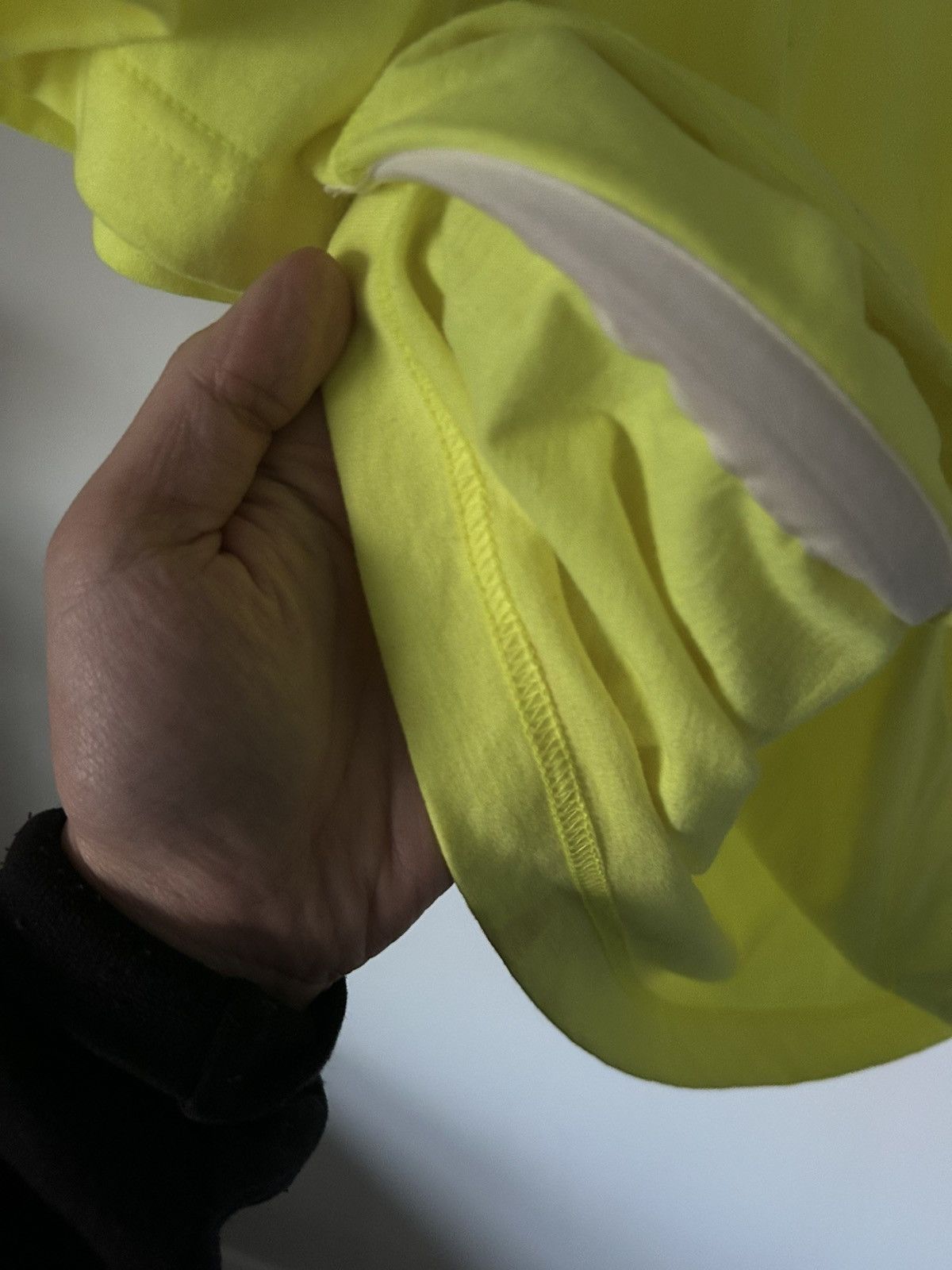 Comme des Garcons Neon CDG wire detailed T Shirt Size US L / EU 52-54 / 3 - 4 Thumbnail