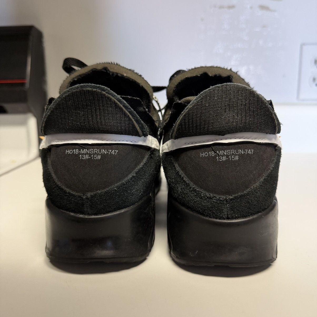 Nike × Off-White Nike x Off White Air Max 90 Size US 13 / EU 46 - 4 Thumbnail