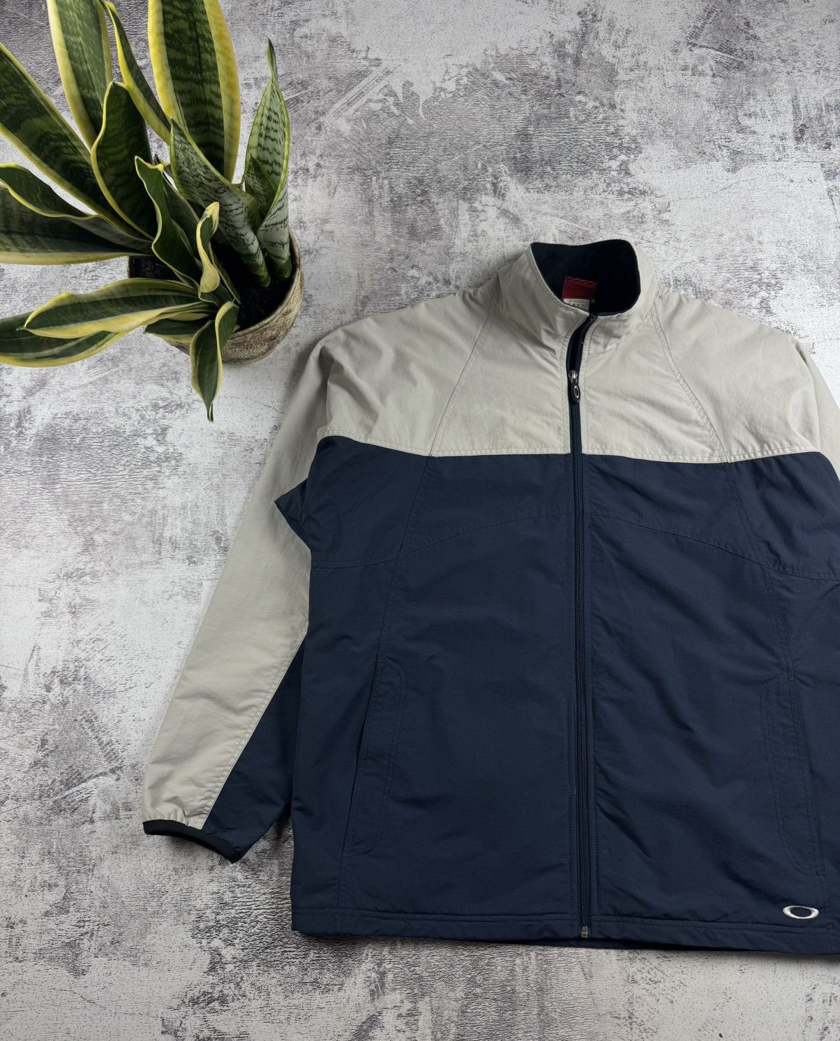Oakley Oakley Men’s Gray Hiking Large Gorpcore Outdoor Basic Zip Jacket Windbreaker Size US L / EU 52-54 / 3 - 2 Thumbnail