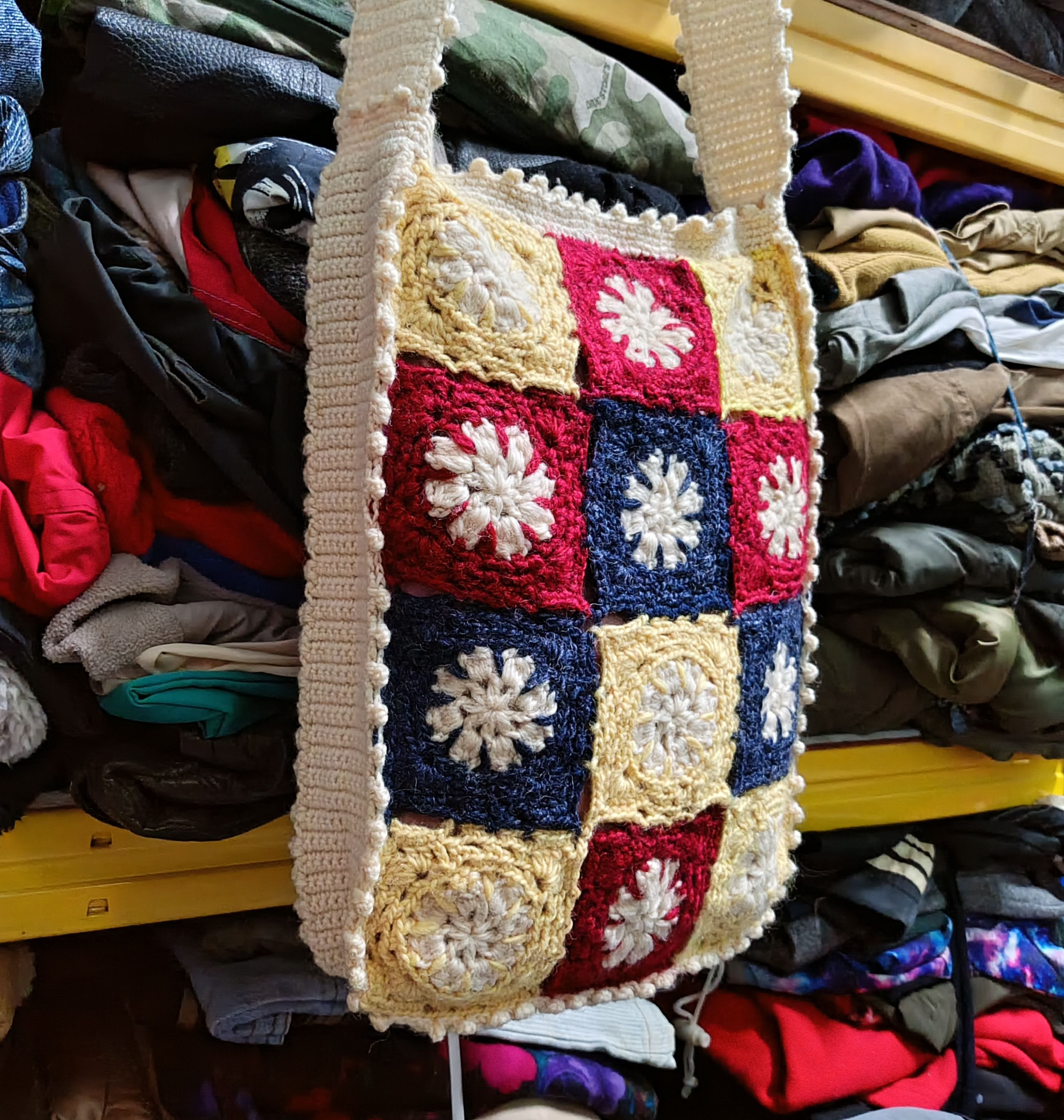 Handmade × Vintage Crochet Crossbody Granny Square Bag Size ONE SIZE - 4 Thumbnail