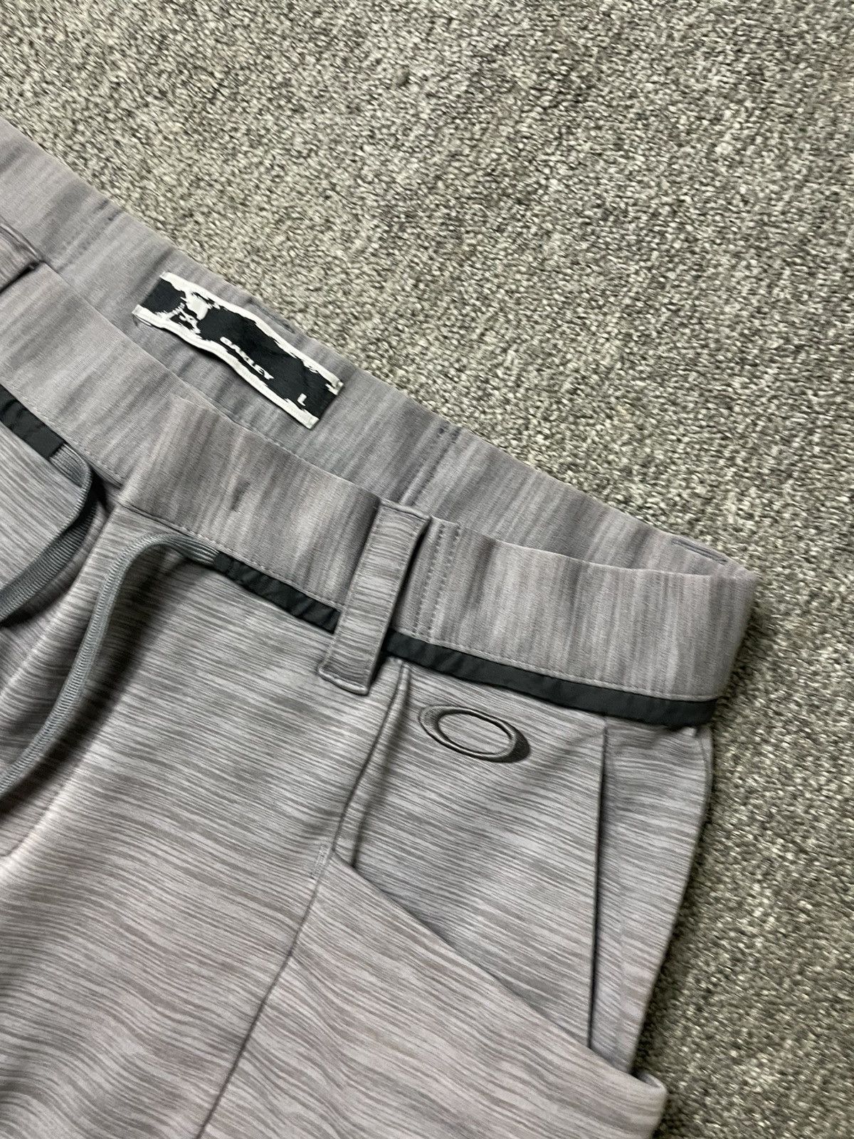 Oakley Oakley FGL PIT 5.0 Shorts (181) Size US 32 / EU 48 - 2 Thumbnail