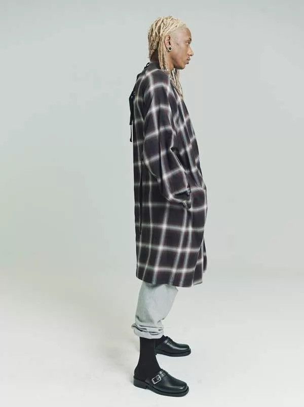 Takahiromiyashita The Soloist. soloist x Rafu Checkered Surgical Coat OS (2 Ways)One Size Size US S / EU 44-46 / 1 - 5 Thumbnail