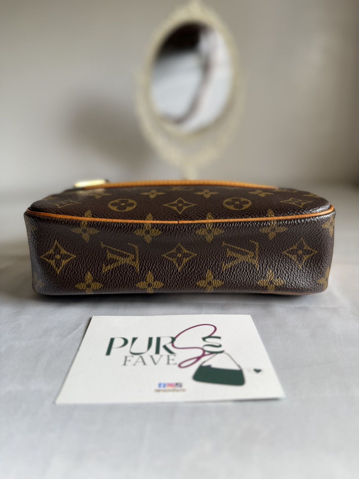 Louis Vuitton Authentic LOUIS VUITTON Cité PM Brown Monogram Shoulder Bag Size ONE SIZE - 15 Thumbnail