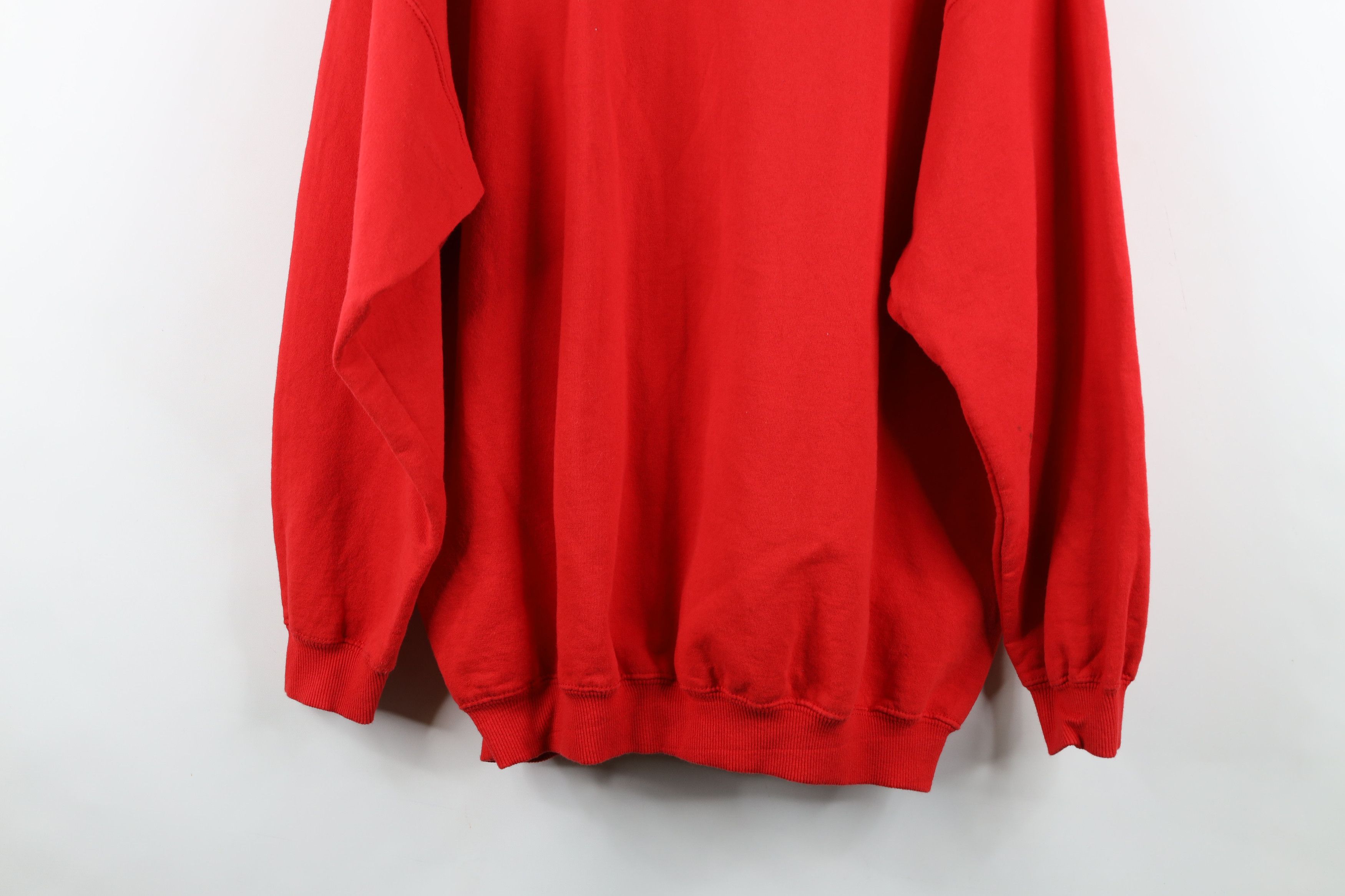 Vintage Vintage 90s The Snowman Hockey Crewneck Sweatshirt Red Size US XL / EU 56 / 4 - 15 Thumbnail