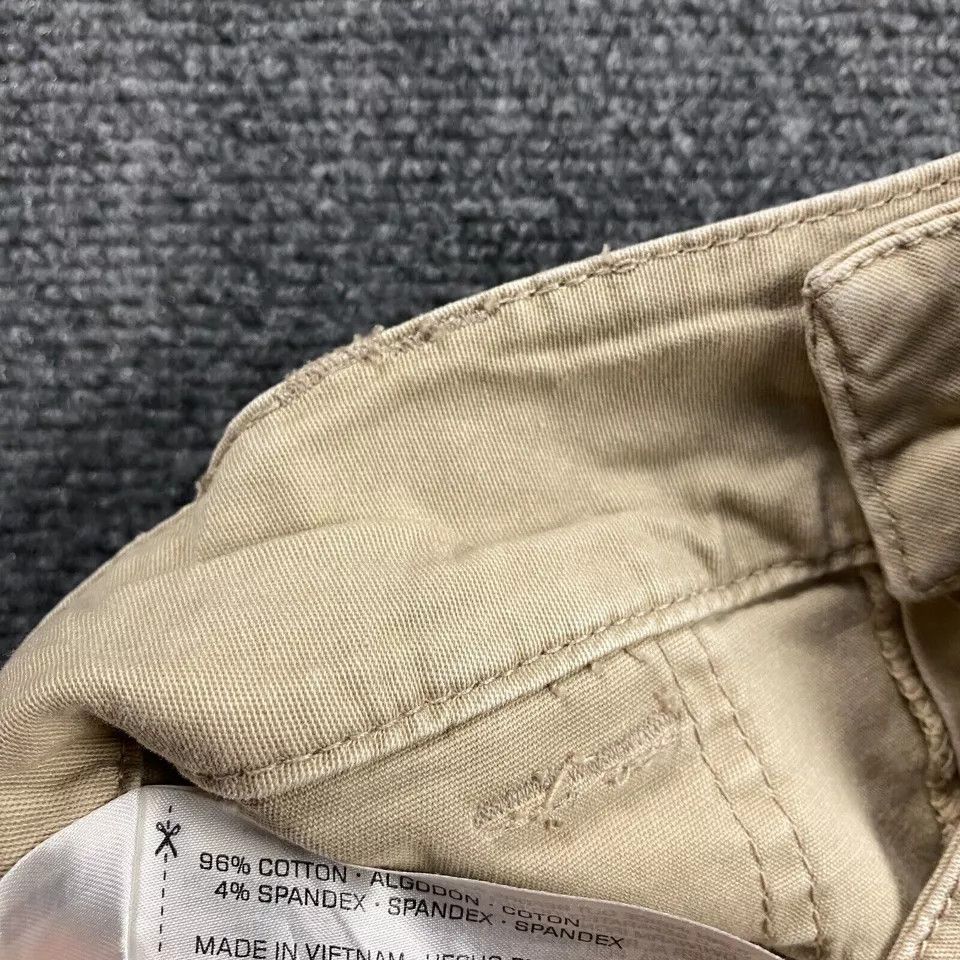 UNIONBAY Unionbay Shorts Women's Size 16 Beige Bermuda Outdoors Size 38" / US 16 / IT 52 - 7 Thumbnail