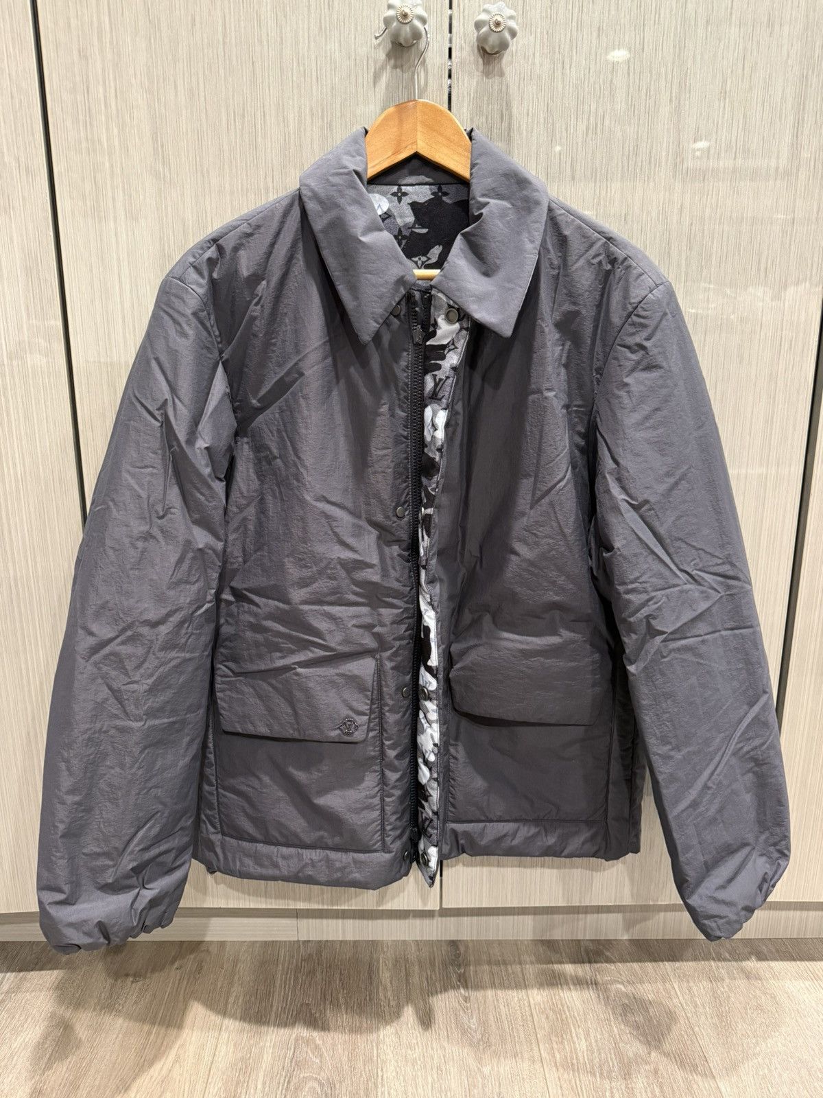 Louis Vuitton Louis Vuitton Grey Camo Reversible Monogram Jacket Size US S / EU 44-46 / 1 - 5 Thumbnail