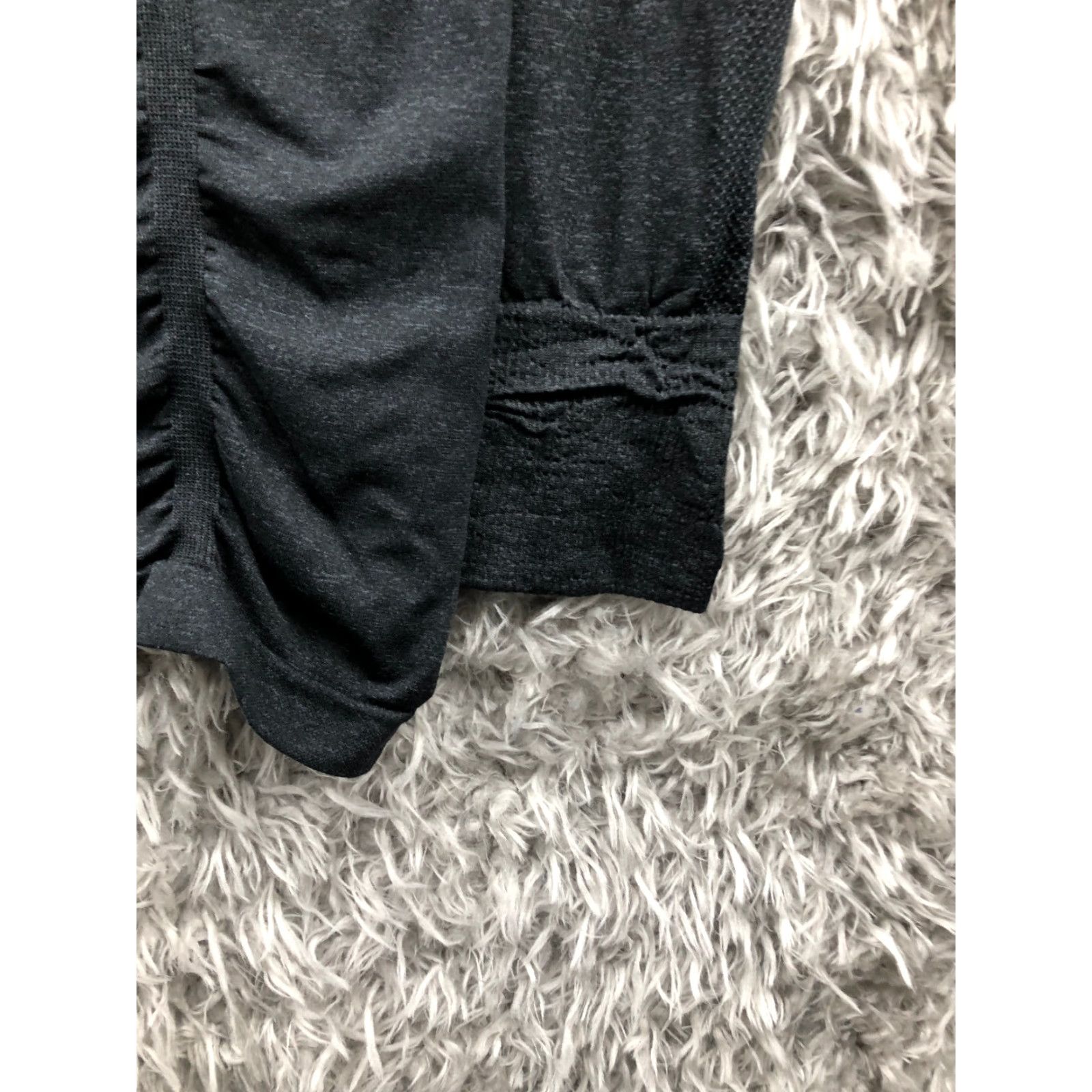 Athleta Athleta 1/4 Zip Mock Neck Scrunched Side Black Pullover Women's Size Small S Size S / US 4 / IT 40 - 3 Thumbnail