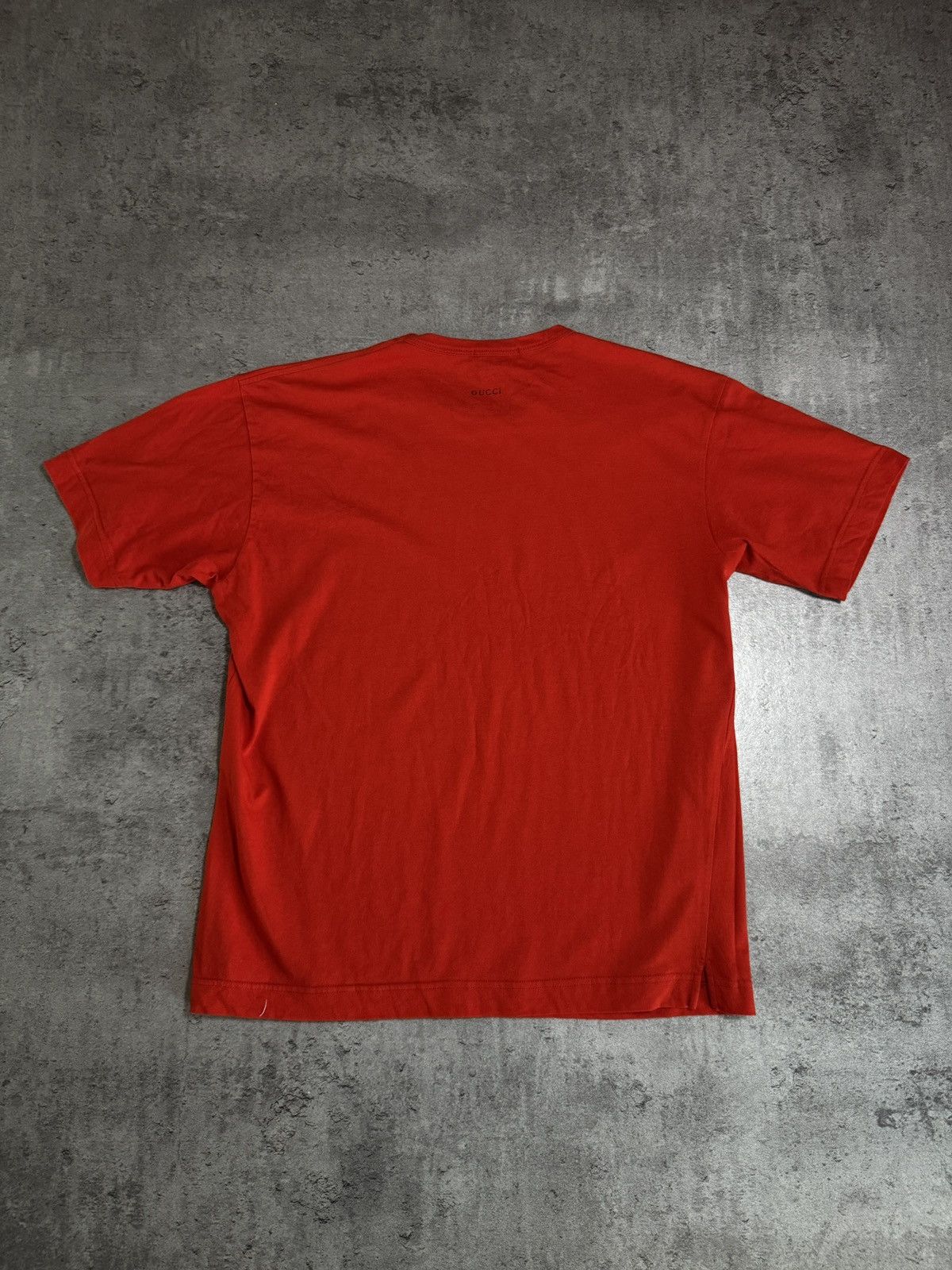 Designer × Gucci × Vintage Gucci Parfums Tees Vintage Made in Italy Logo Red Size US S / EU 44-46 / 1 - 2 Thumbnail