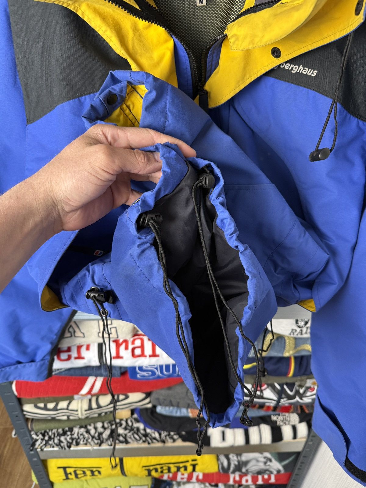 Berghaus Vintage Berghaus Mera Peak Trango Extrem Jacket 90s gore-tex Size US M / EU 48-50 / 2 - 23 Thumbnail